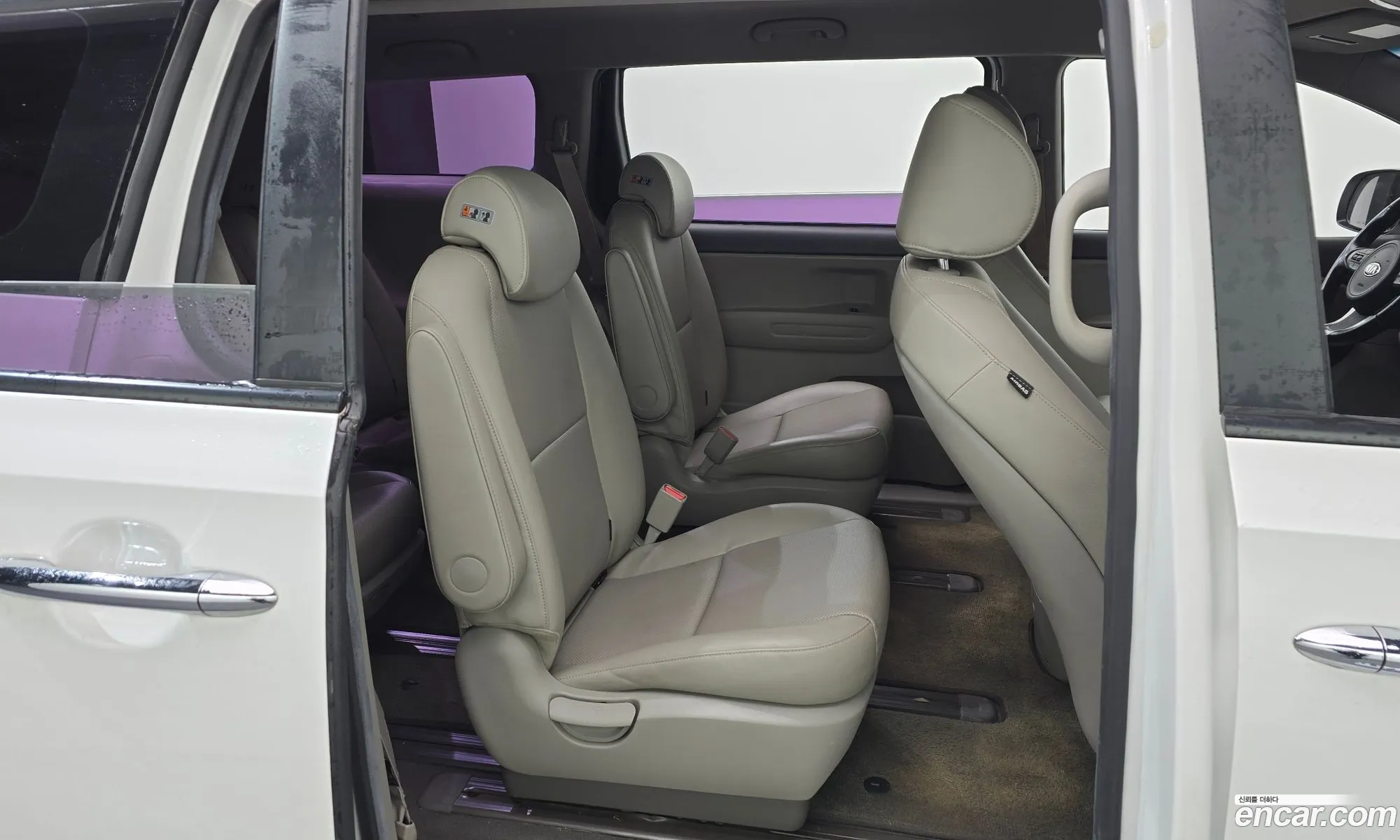 Kia Carnival 2015 KNAMB81ABGS098129 — 8