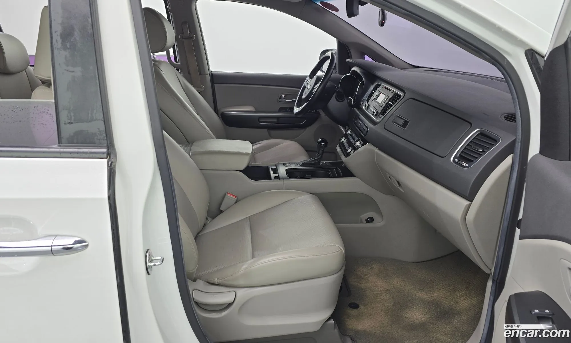 Kia Carnival 2015 KNAMB81ABGS098129 — 26