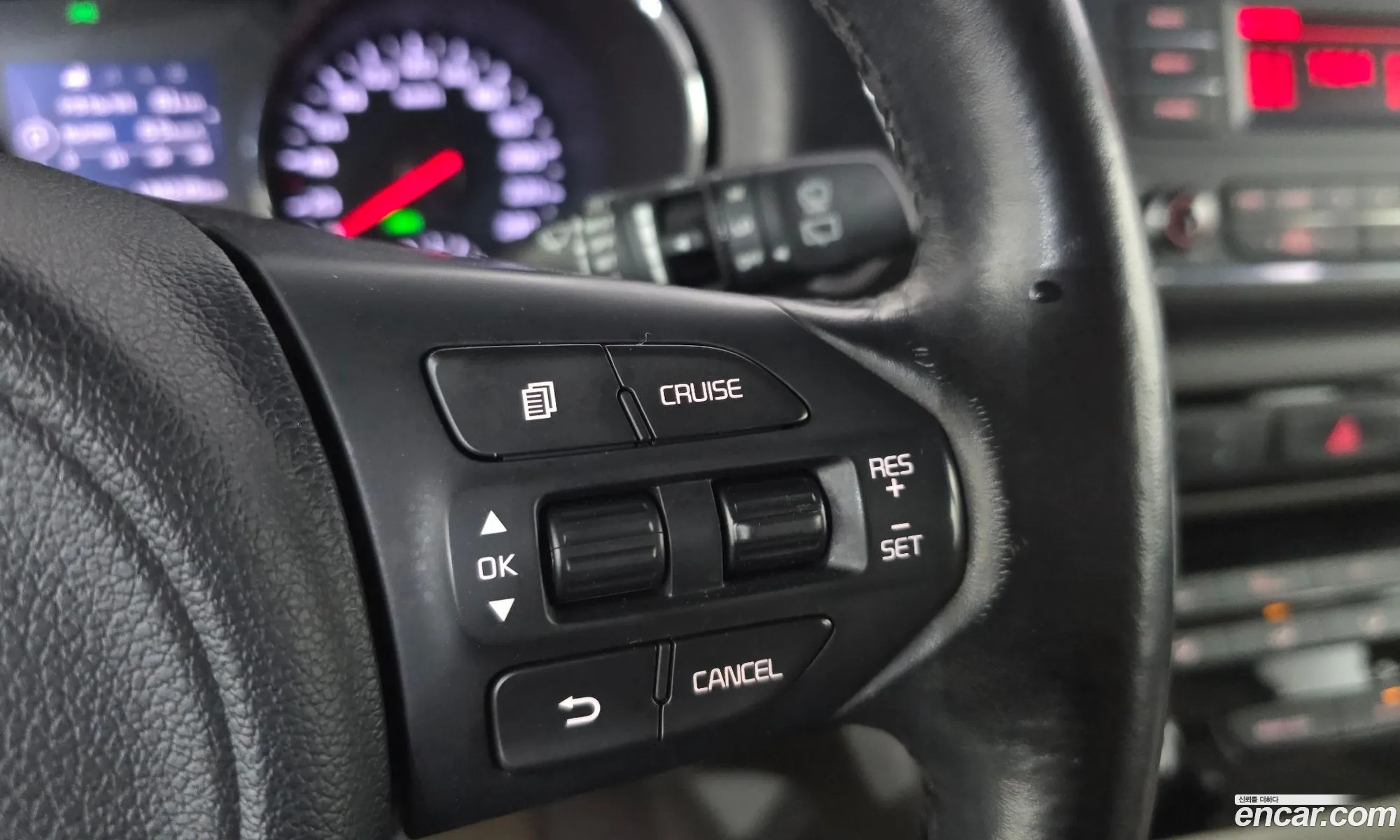 Kia Carnival 2015 KNAMB81ABGS098129 — 2
