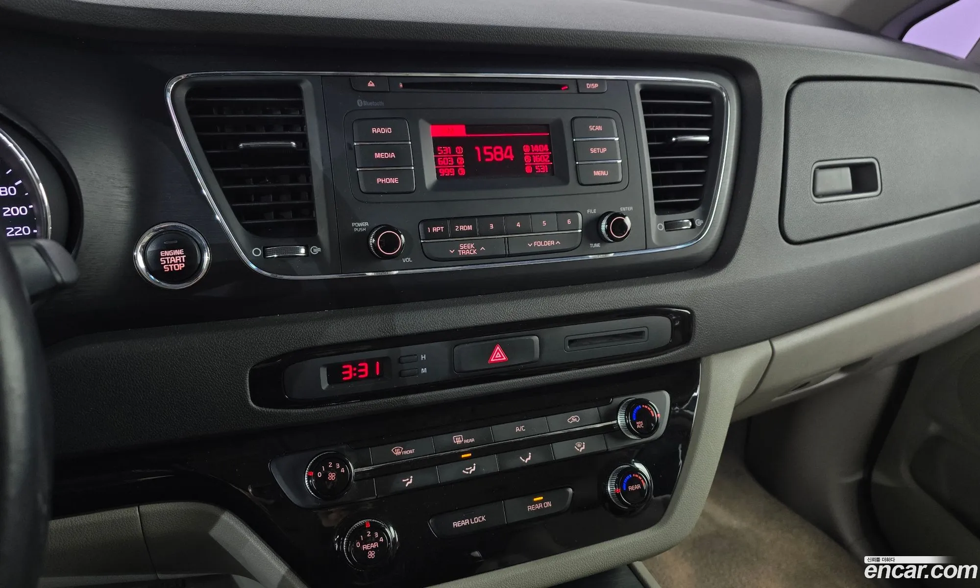 Kia Carnival 2015 KNAMB81ABGS098129 — 11