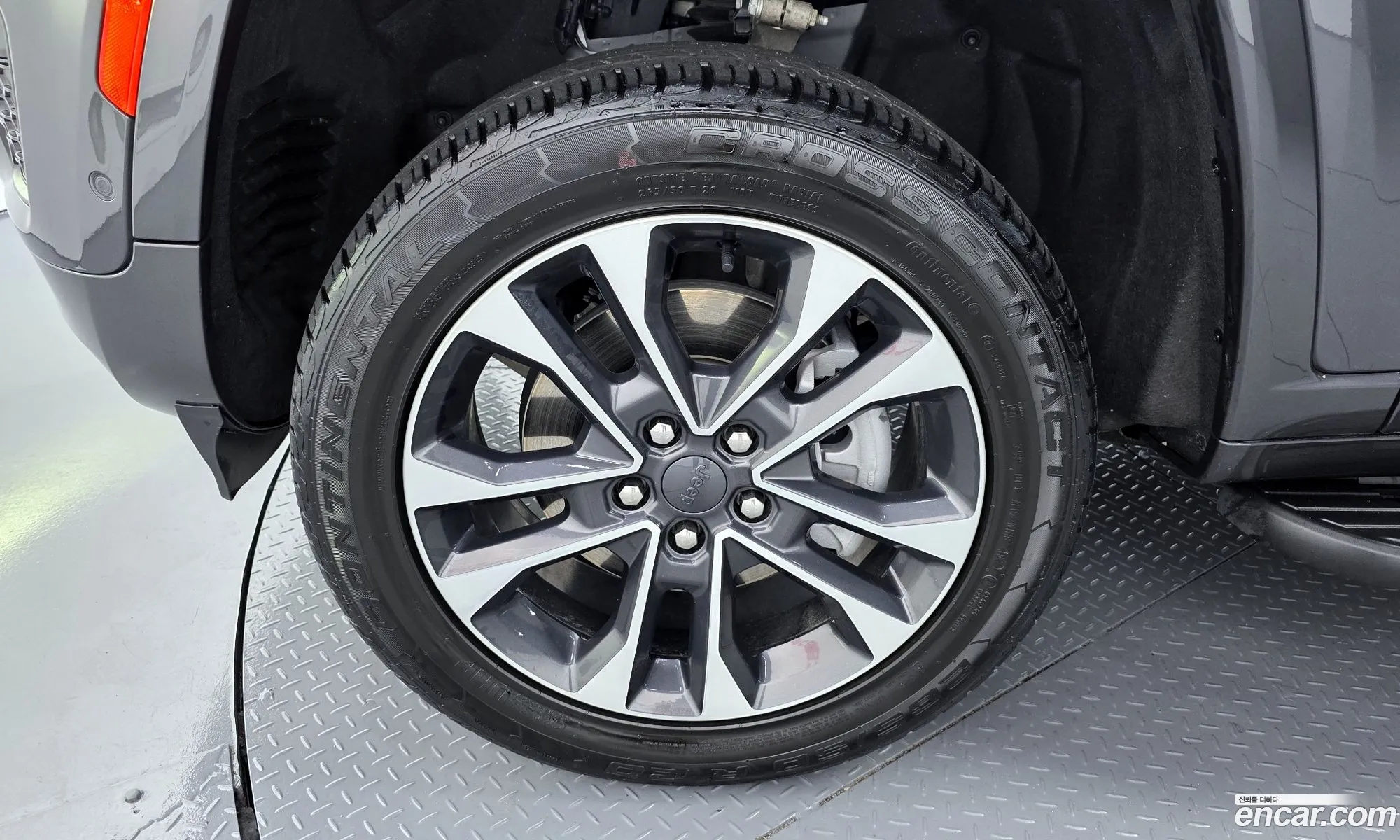 Jeep Grand Cherokee 2023 — 17