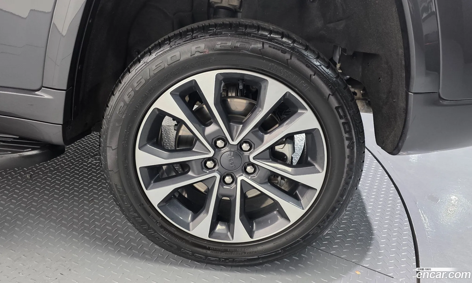 Jeep Grand Cherokee 2023 — 14
