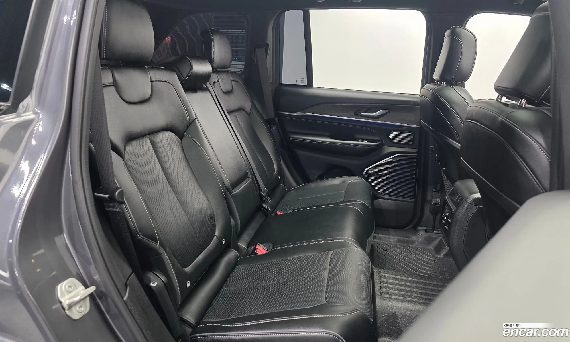 Jeep Grand Cherokee 2023 — 13