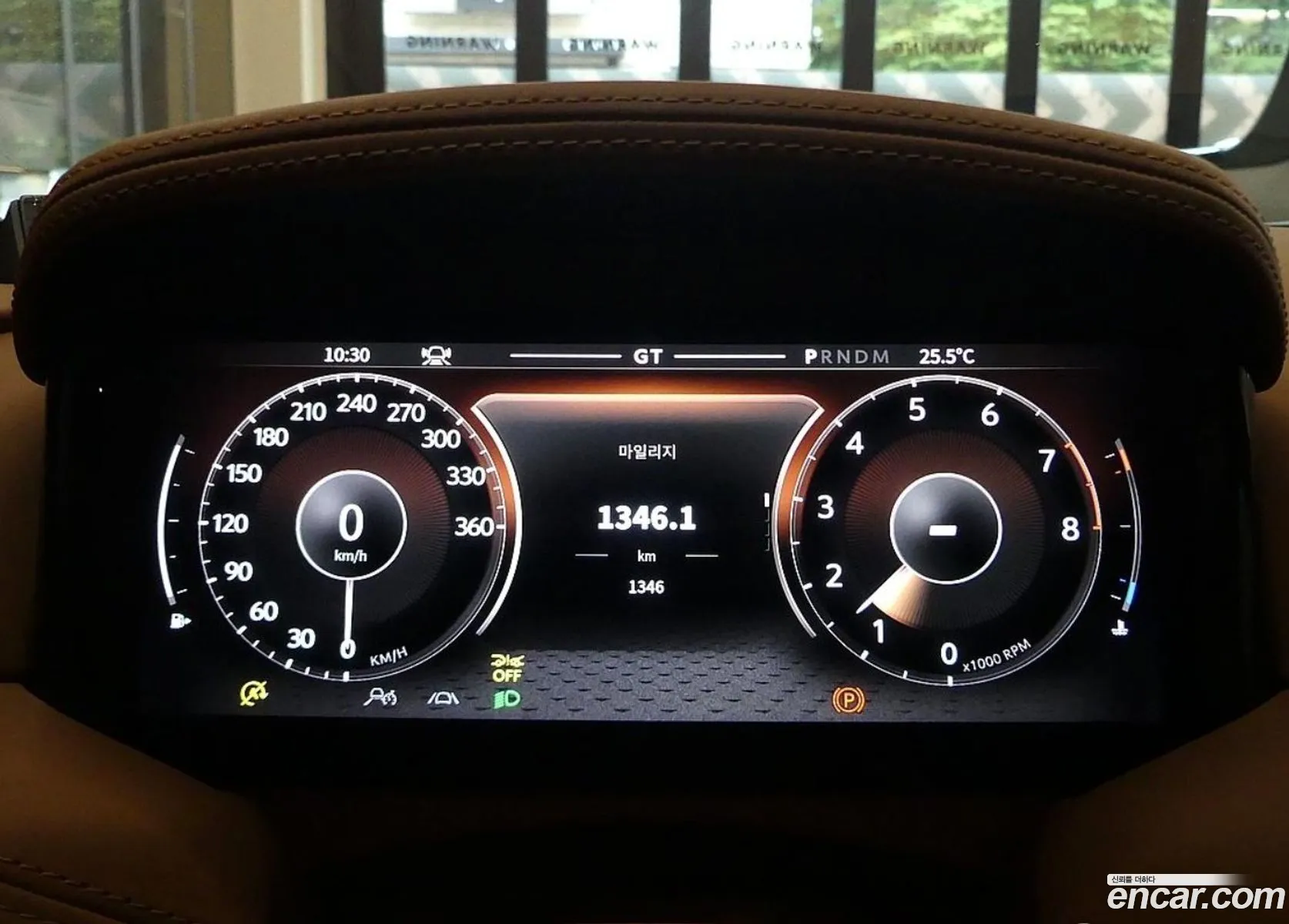 Aston Martin DB12 2025 — 4