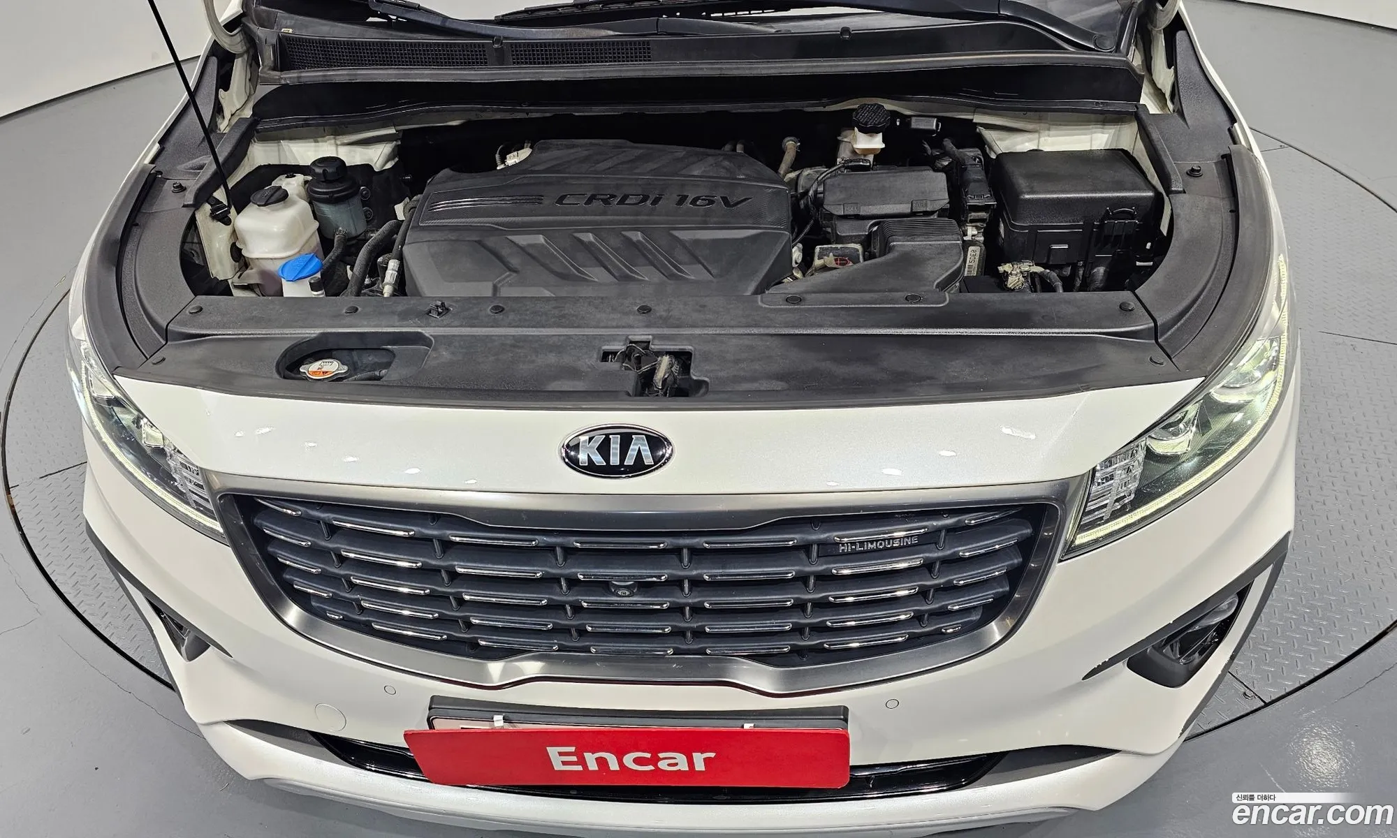 Kia Carnival 2020 KNAMB81ABLS640698 — 5