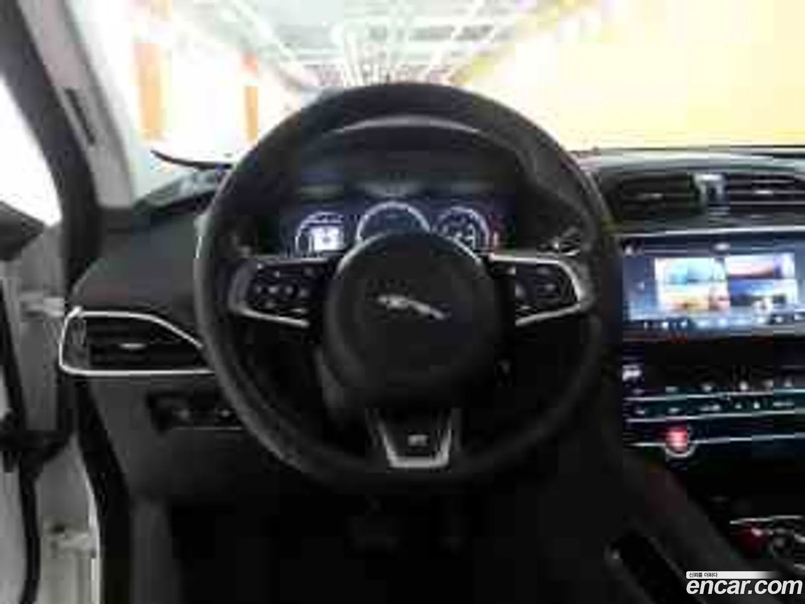 Jaguar F-Pace 2016 — 4