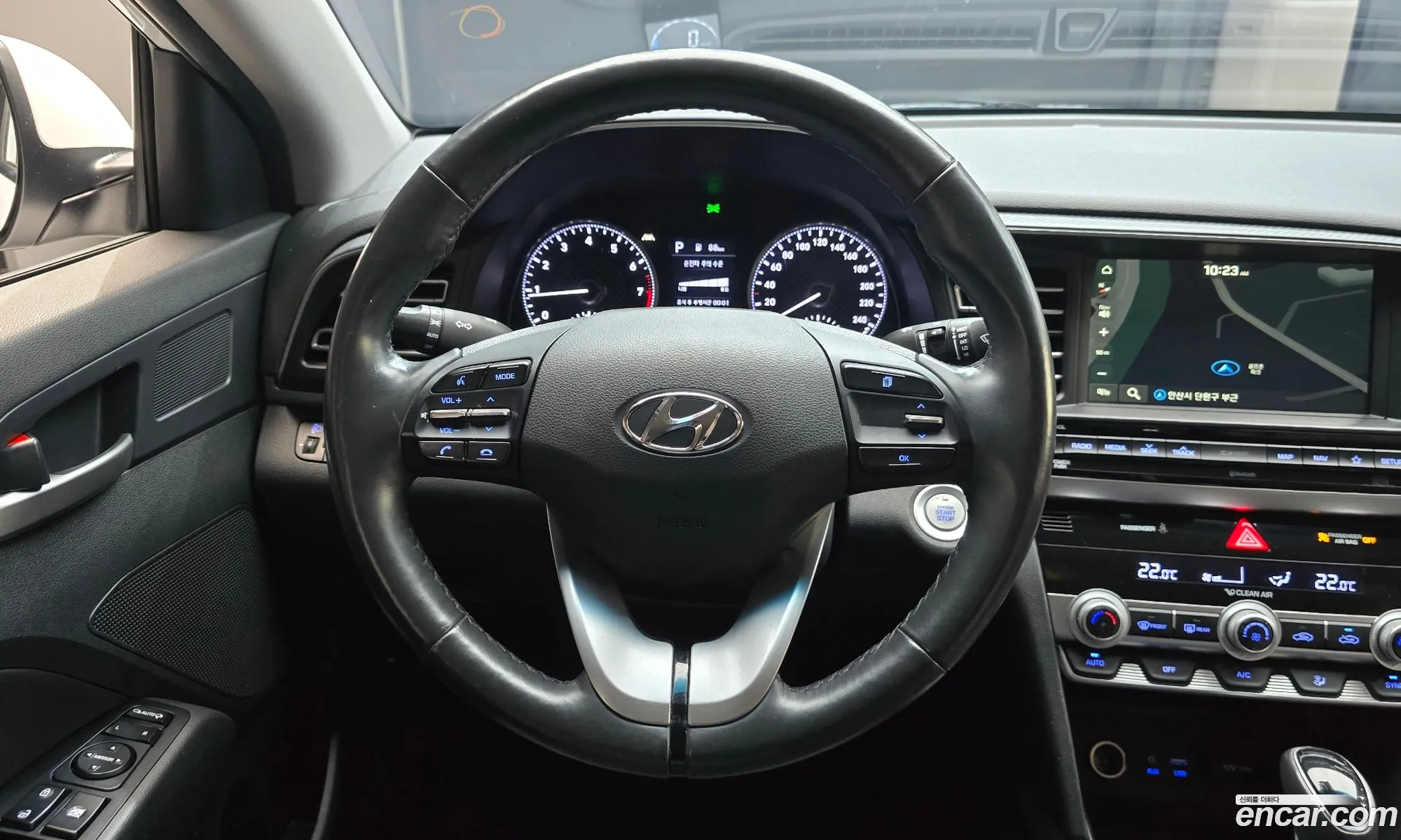 Hyundai Elantra AD 2020 — 15