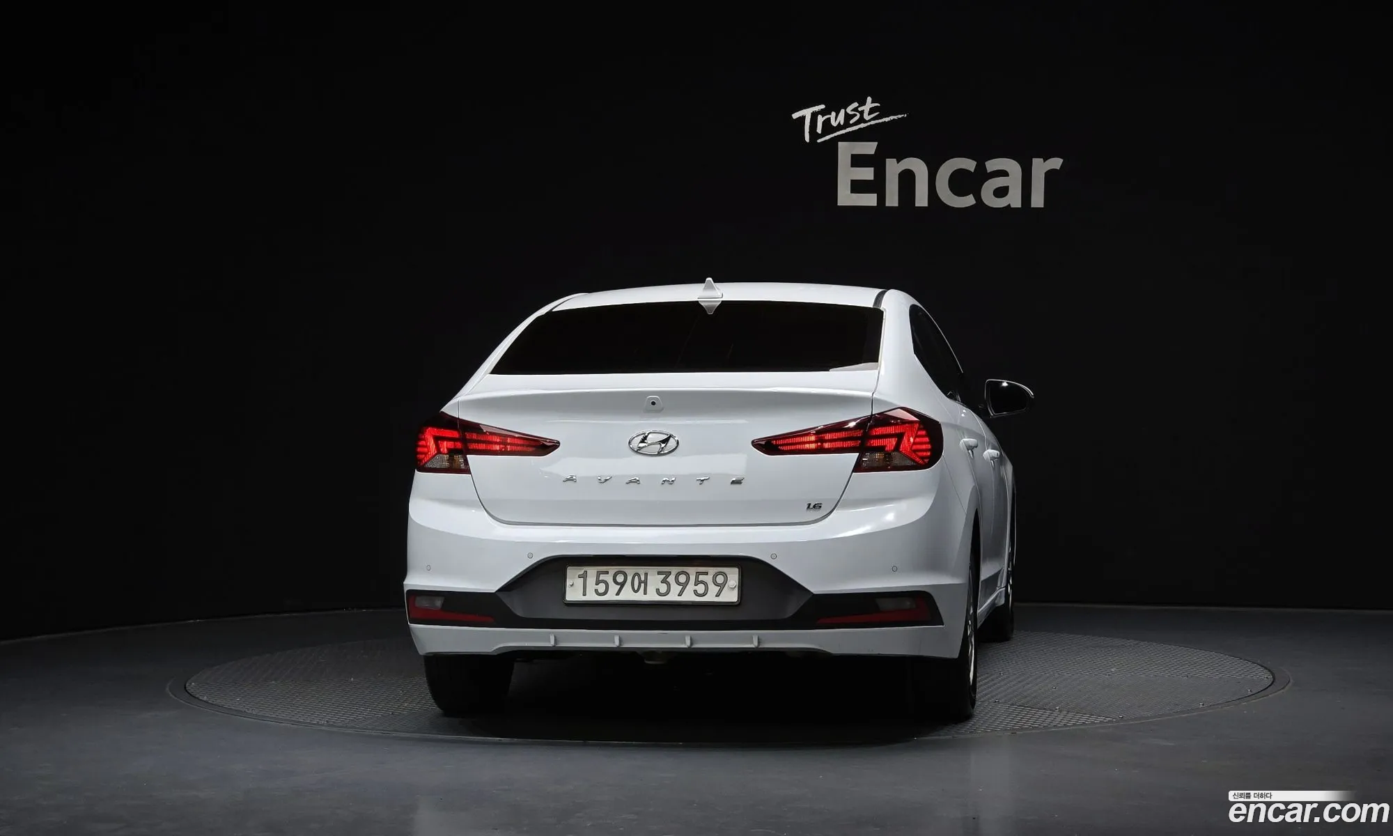 Hyundai Elantra AD 2020 — 18