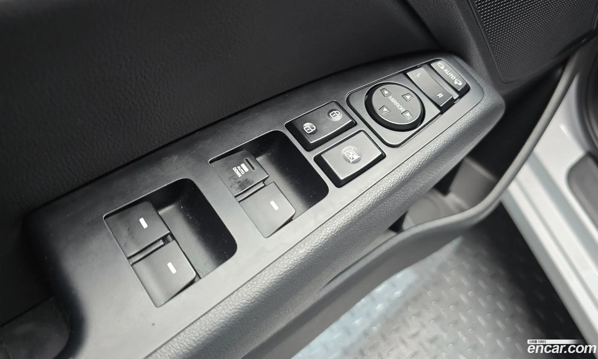 Hyundai Elantra AD 2020 — 14
