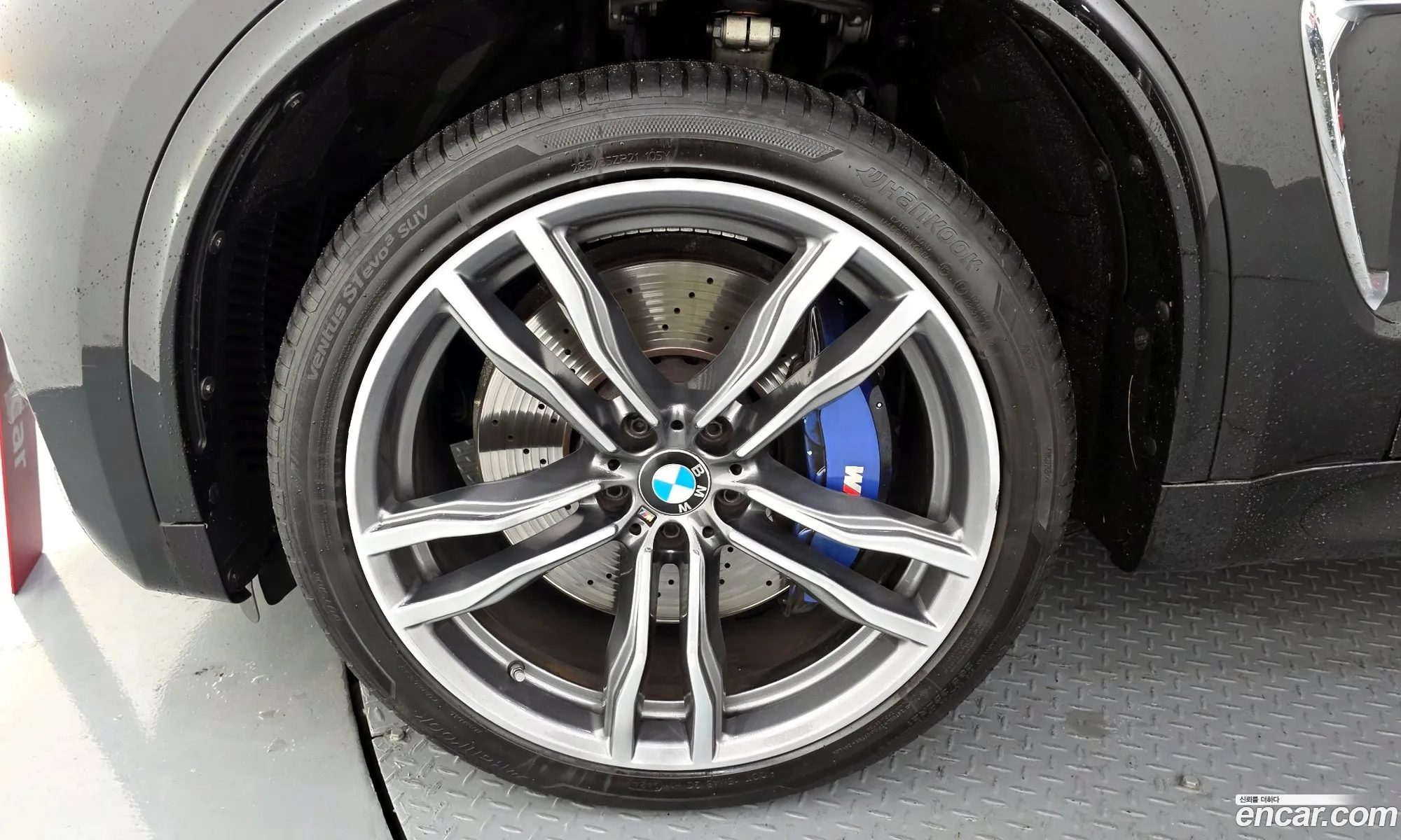 BMW X5 M 2018 WBSKT6108J0Y15185 — 7