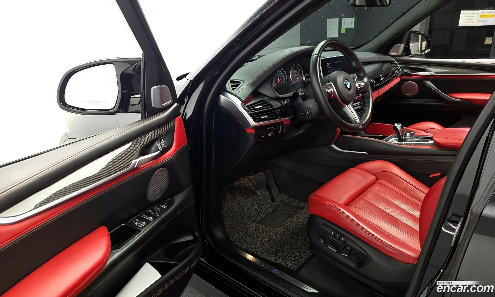 BMW X5 M 2018 WBSKT6108J0Y15185 — 24