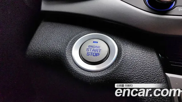 Hyundai Elantra AD 2016 — 8
