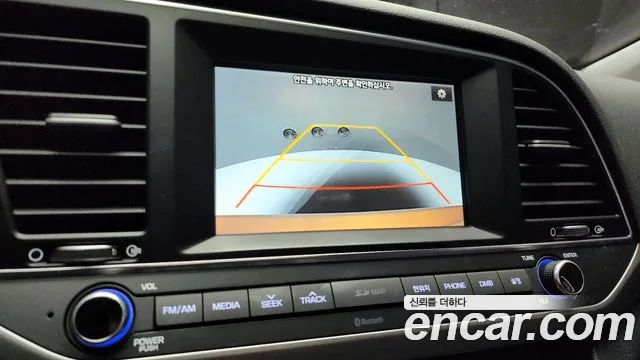 Hyundai Elantra AD 2016 — 2