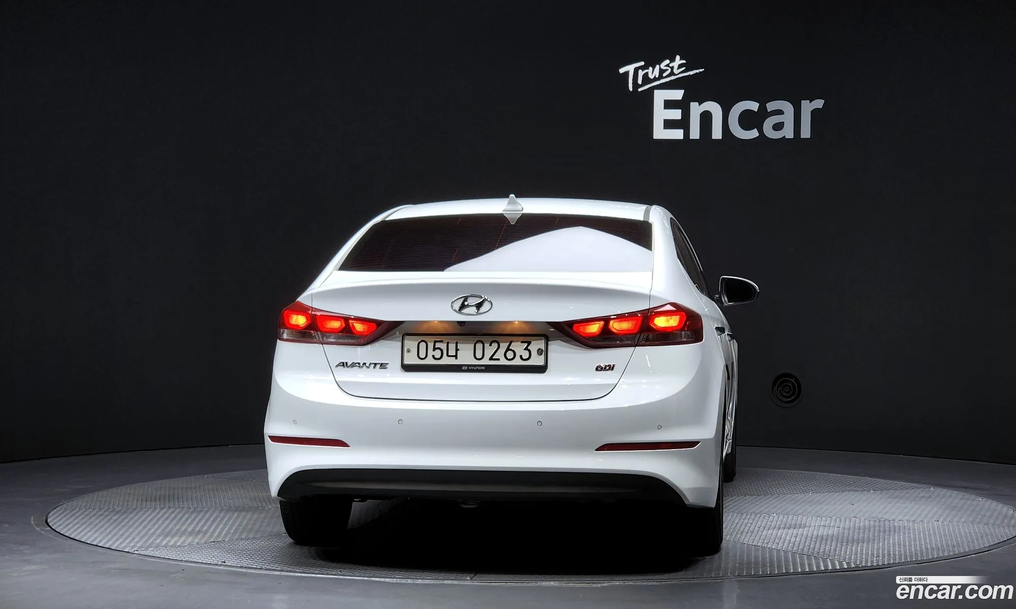 Hyundai Elantra AD 2016 — 20