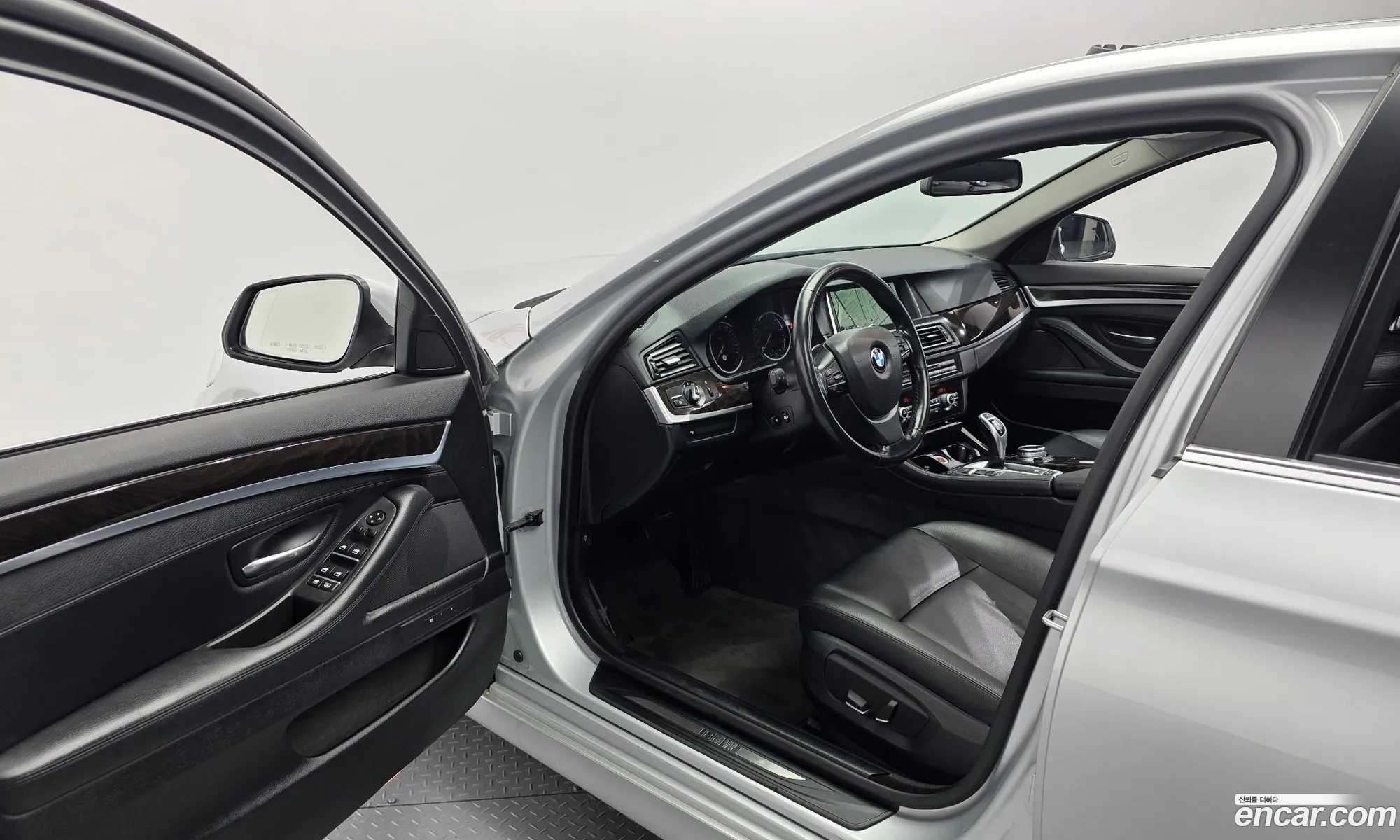 BMW 5 Series 2014 WBA5A5106FD798131 — 6
