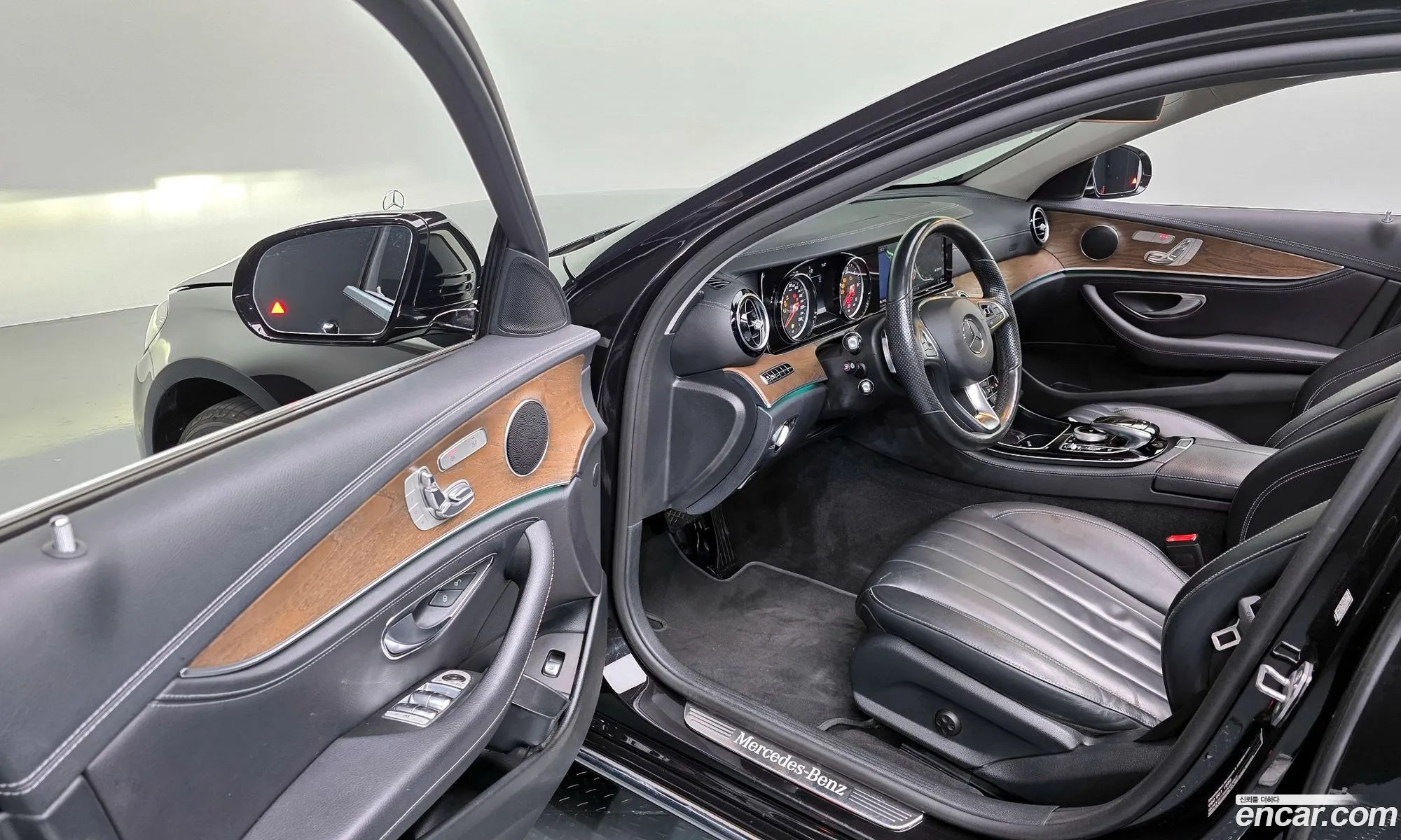 Mercedes-Benz E-Class W213 2017 WDDZF0FB7JA363475 — 5