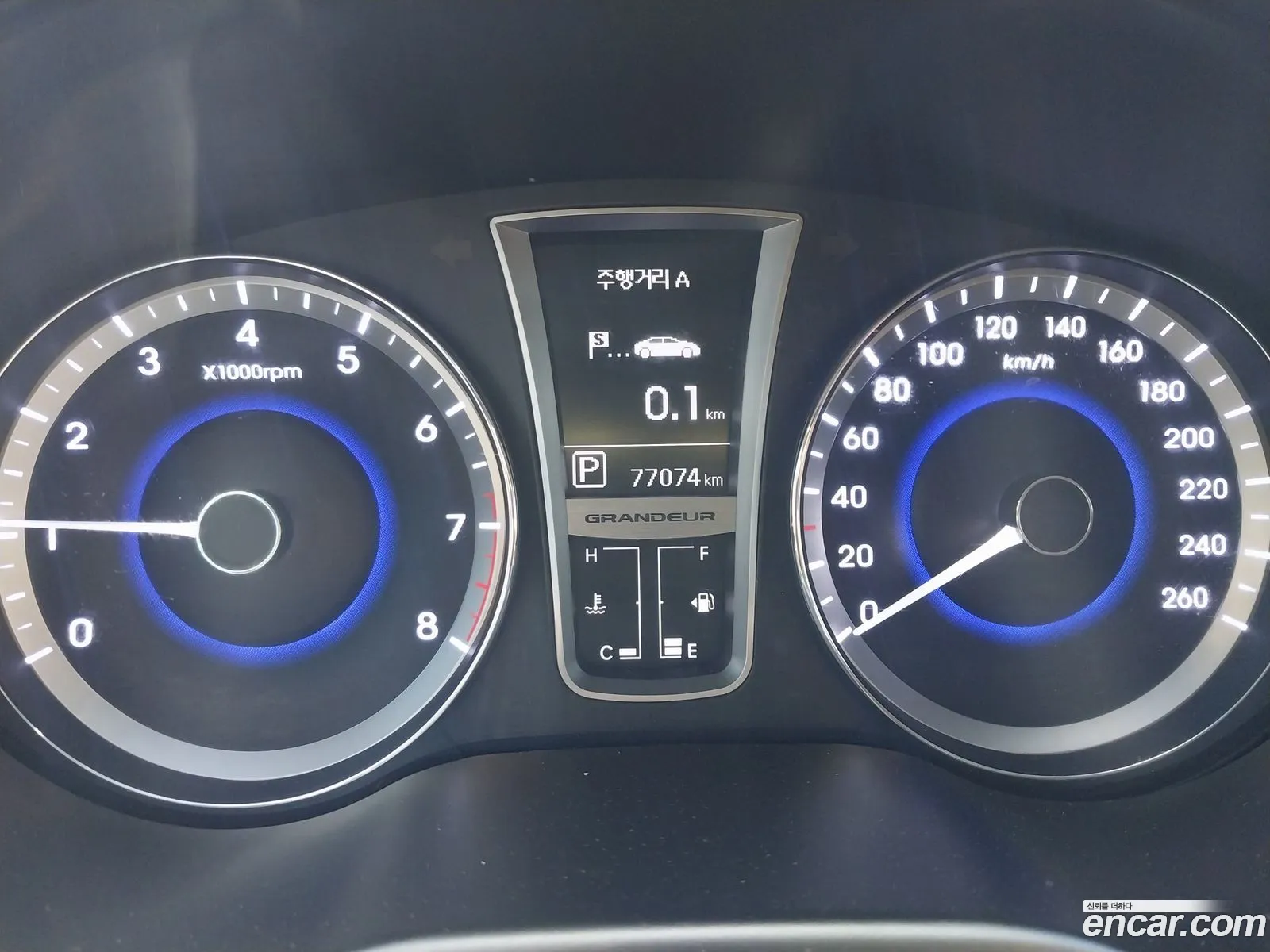 Hyundai Grandeur HG 2012 — 17
