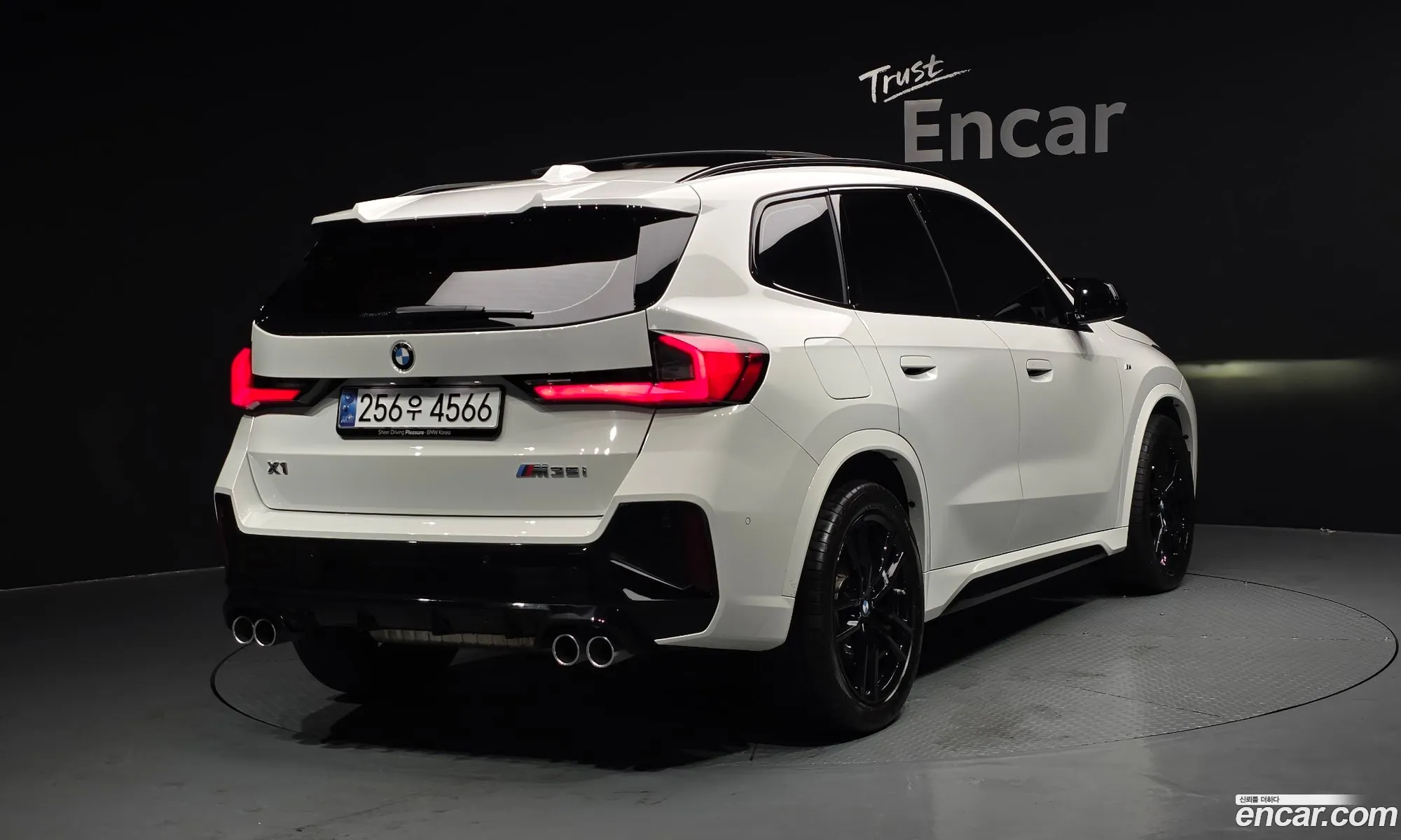 BMW X1 2025 WBA11EF05S5130560 — 23