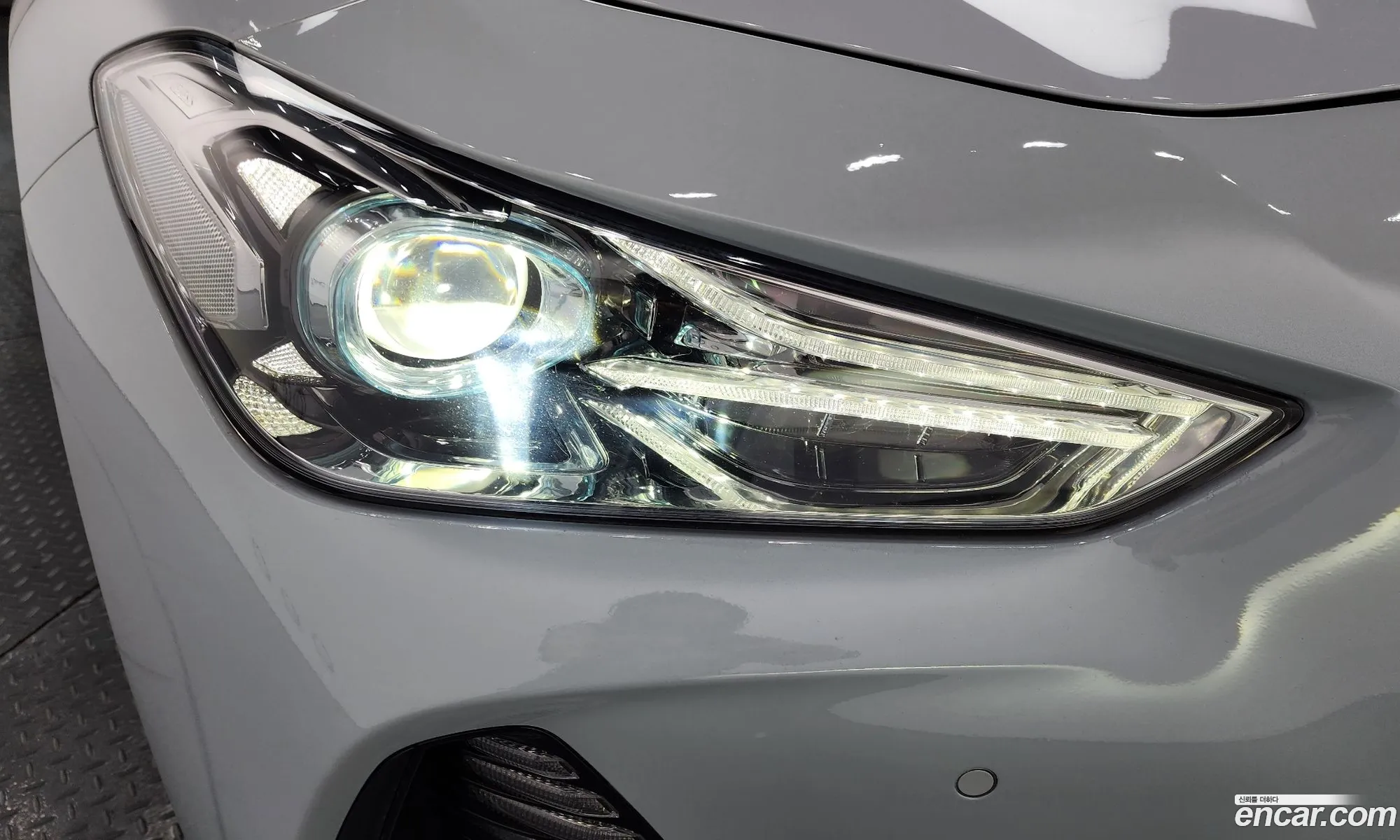 Genesis G70 2020 KMTG341ABLU069013 — 3