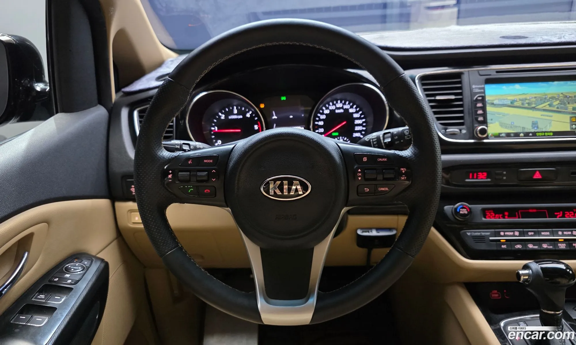 Kia Carnival 2015 KNAMC81ABGS166637 — 3