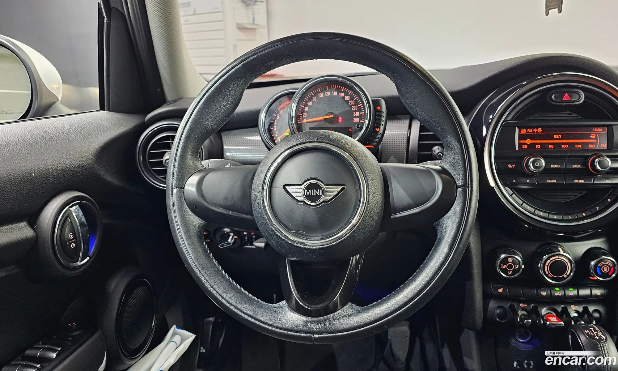 Mini Cooper 2015 WMWXS5105F2B07899 — 16