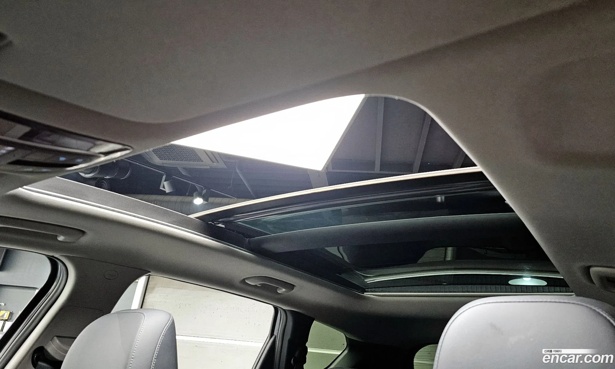 Hyundai Santa Fe 2022 KMHS281HGPU453769 — 2