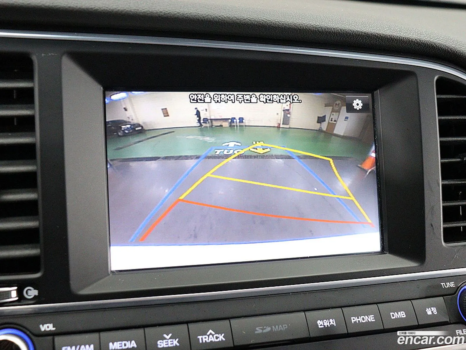 Hyundai Elantra AD 2015 — 3