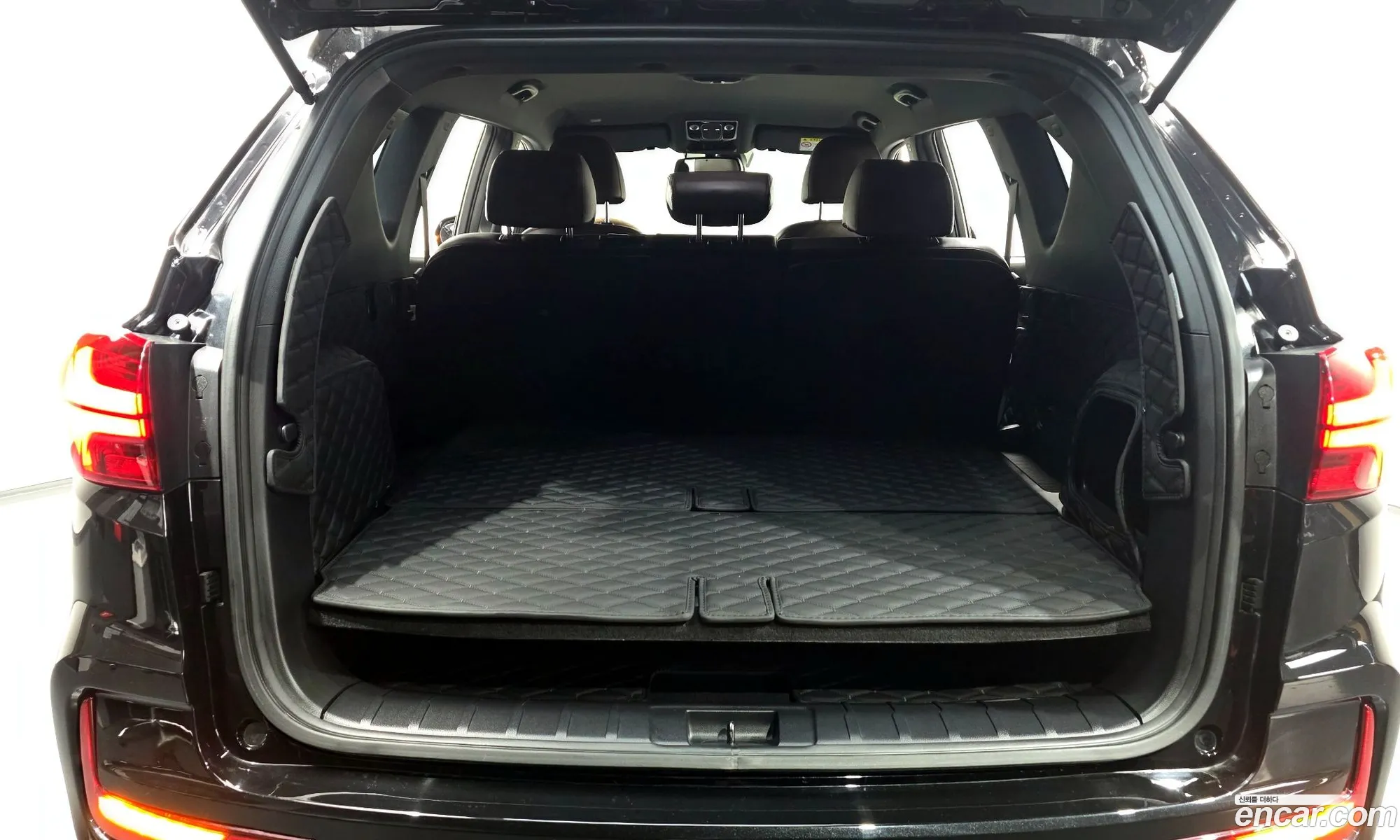 KG Mobility (SsangYong) Rexton 2022 — 23