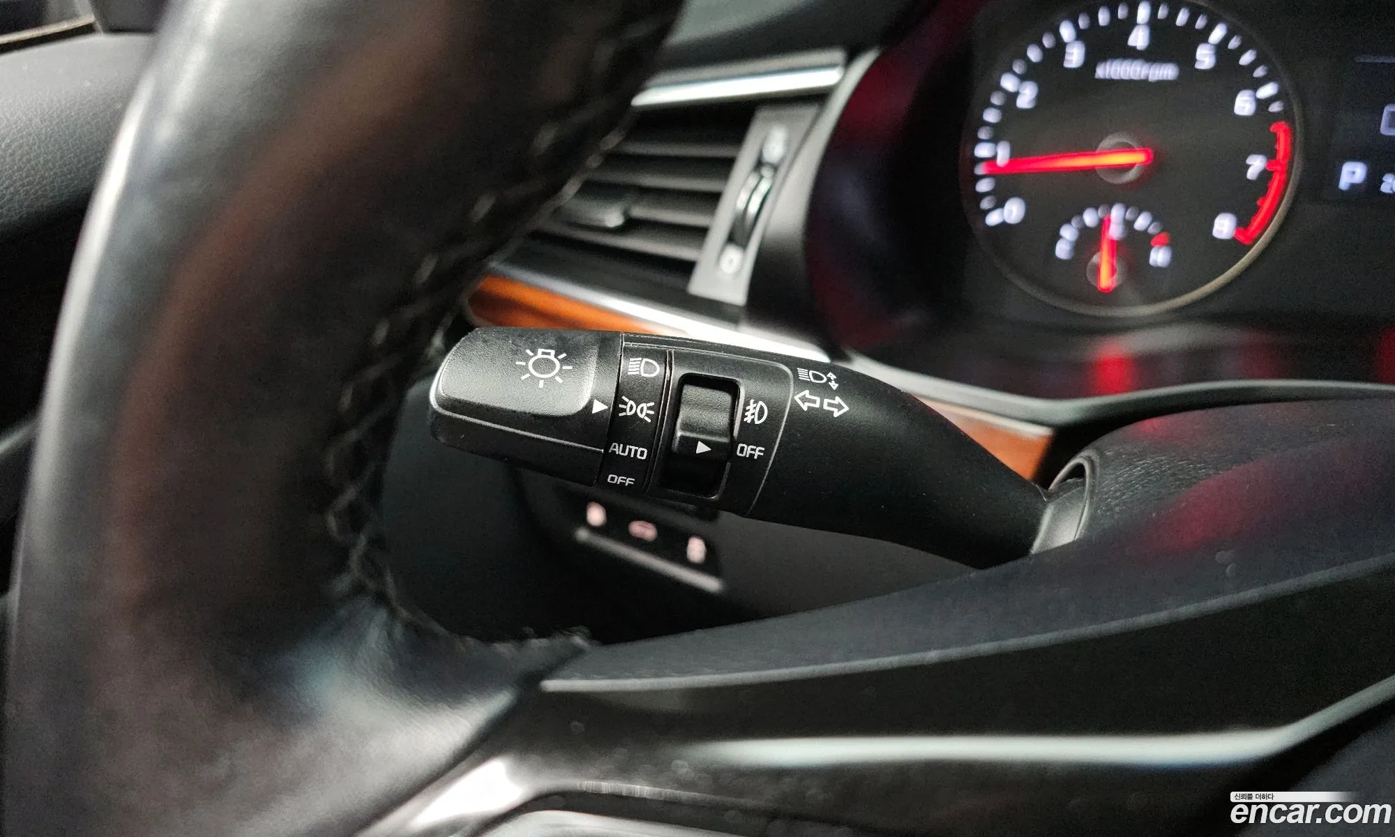 Kia K7 2016 — 29