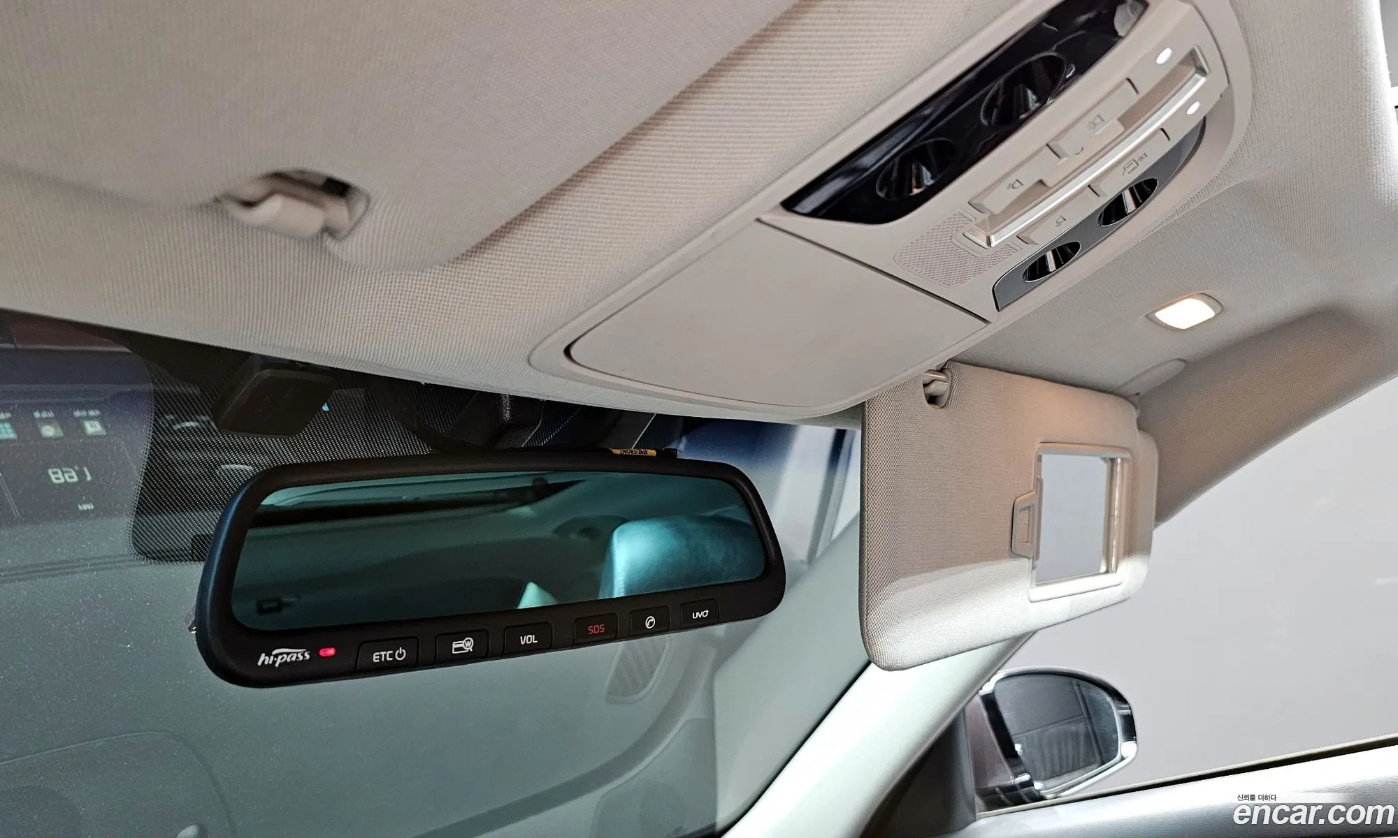 Kia K7 2016 — 22