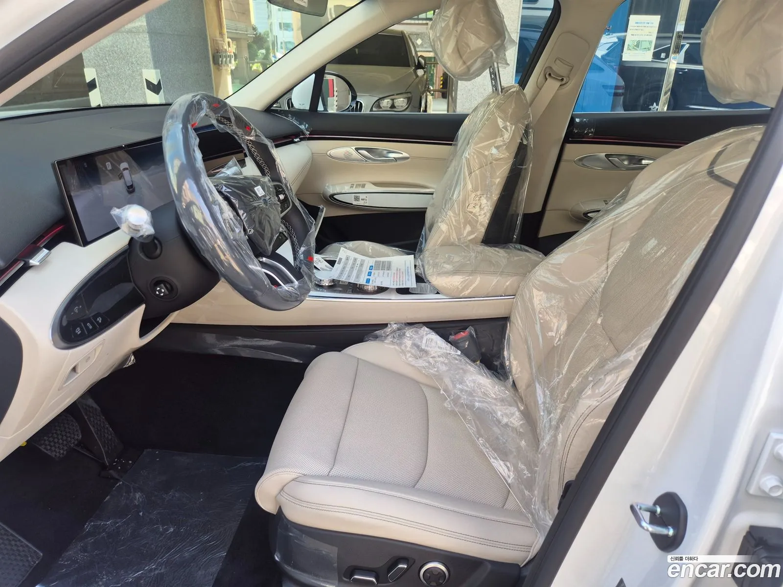 Genesis GV70 2026 — 3