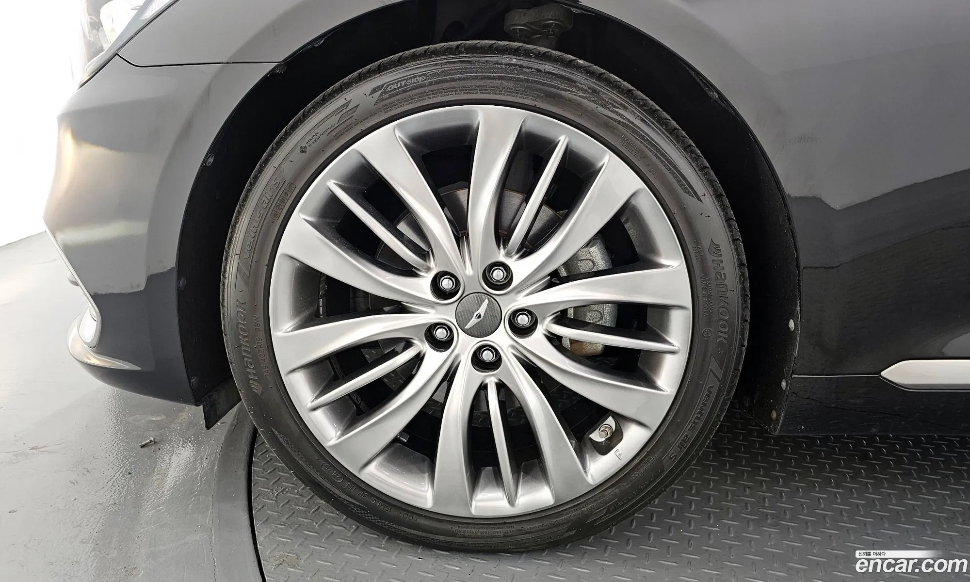 Genesis G80 2017 KMHGM41DBHU230077 — 15
