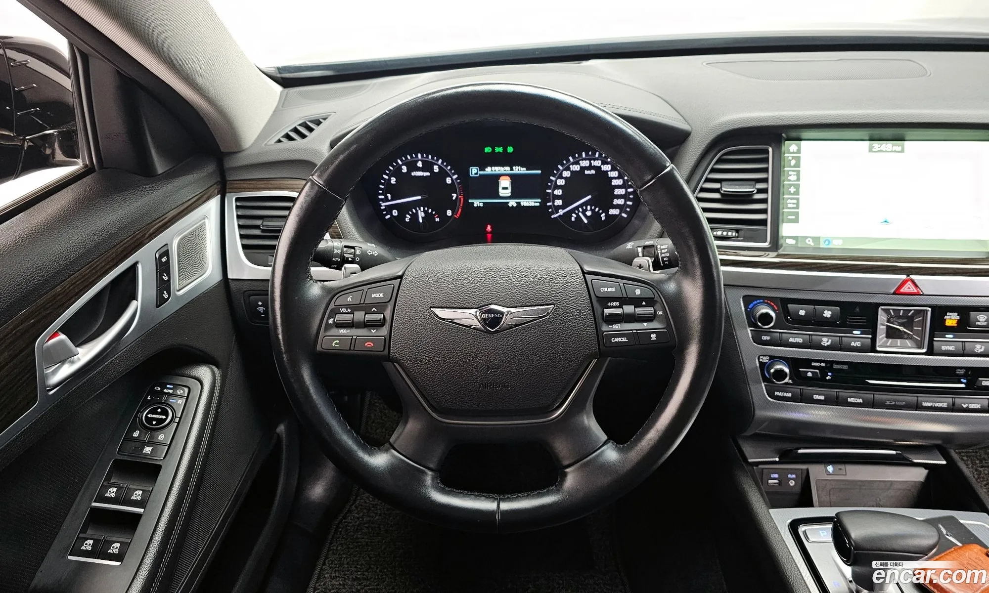 Genesis G80 2017 KMHGM41DBHU230077 — 8