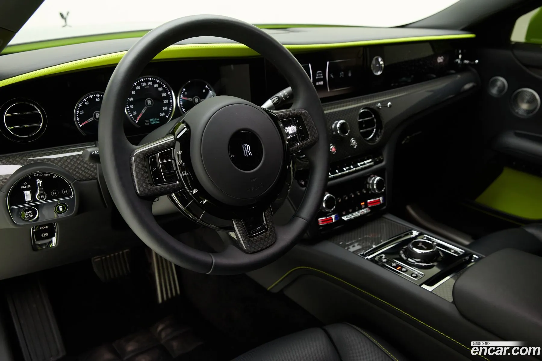 Rolls-Royce Ghost 2024 — 15