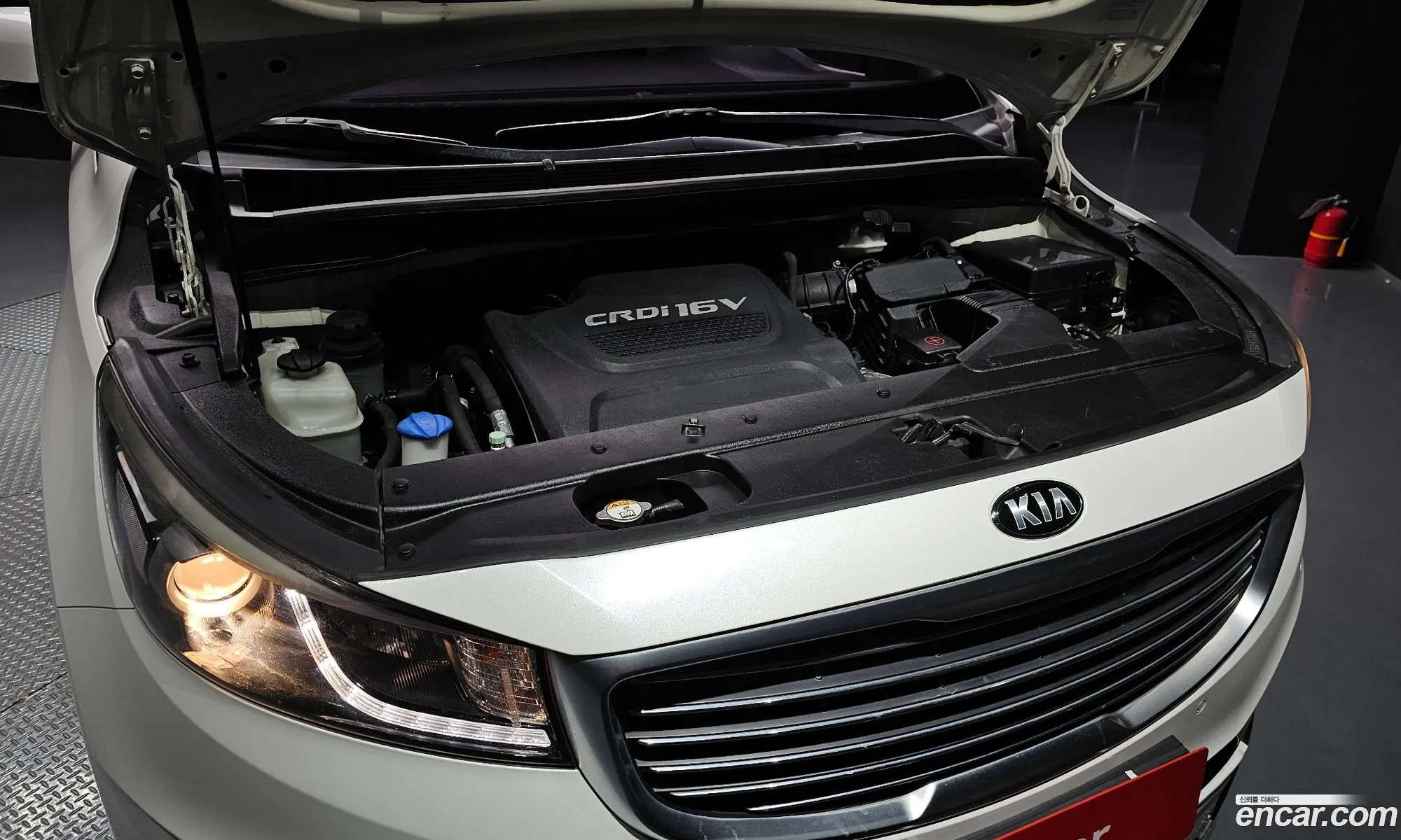Kia Carnival 2014 KNAMC81ABFS033371 — 19