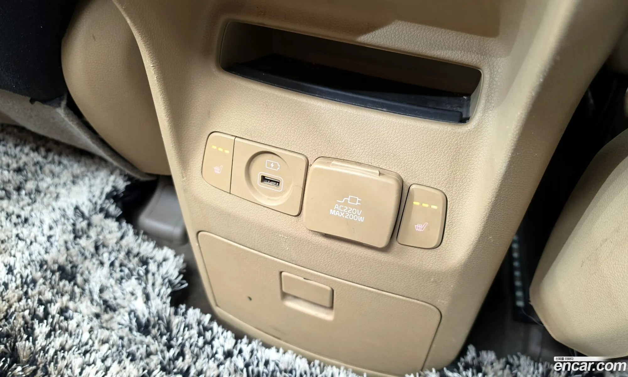 Kia Carnival 2017 KNAMD81ABJS386848 — 5