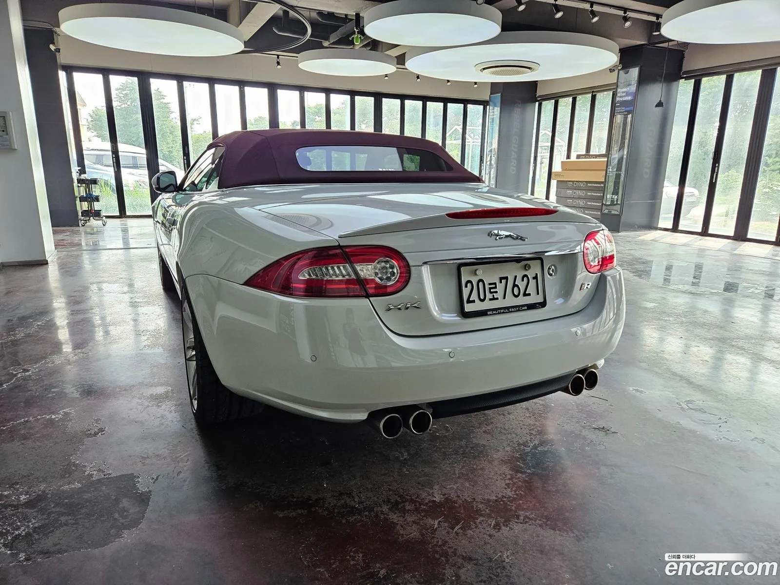 Jaguar XKR 2011 — 16