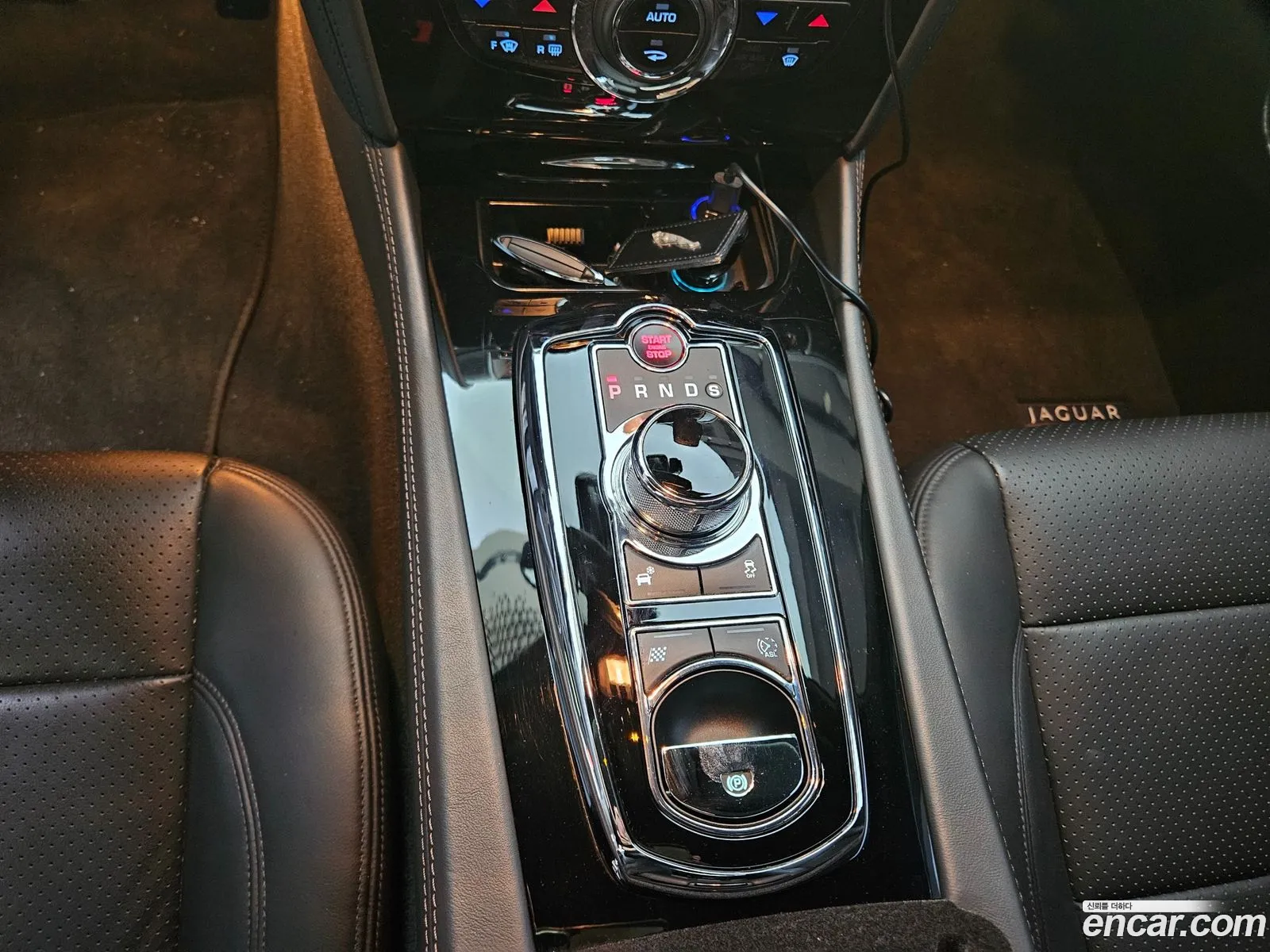 Jaguar XKR 2011 — 12