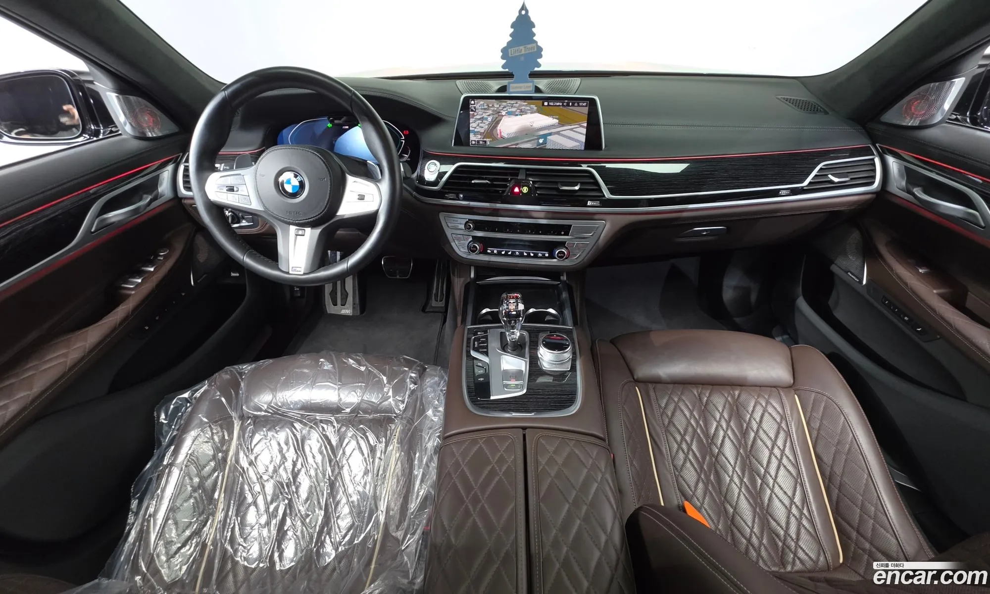BMW 7 Series 2021 — 17