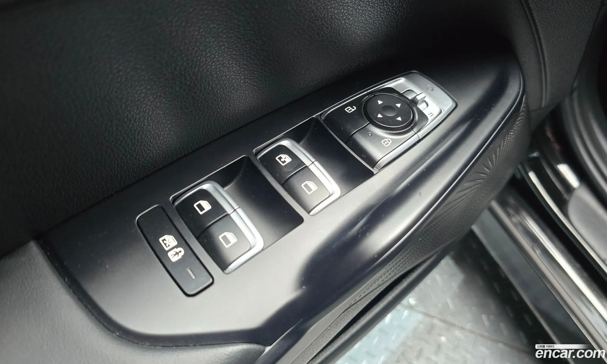Kia K5 2021 KNAG1412BMA121887 — 18