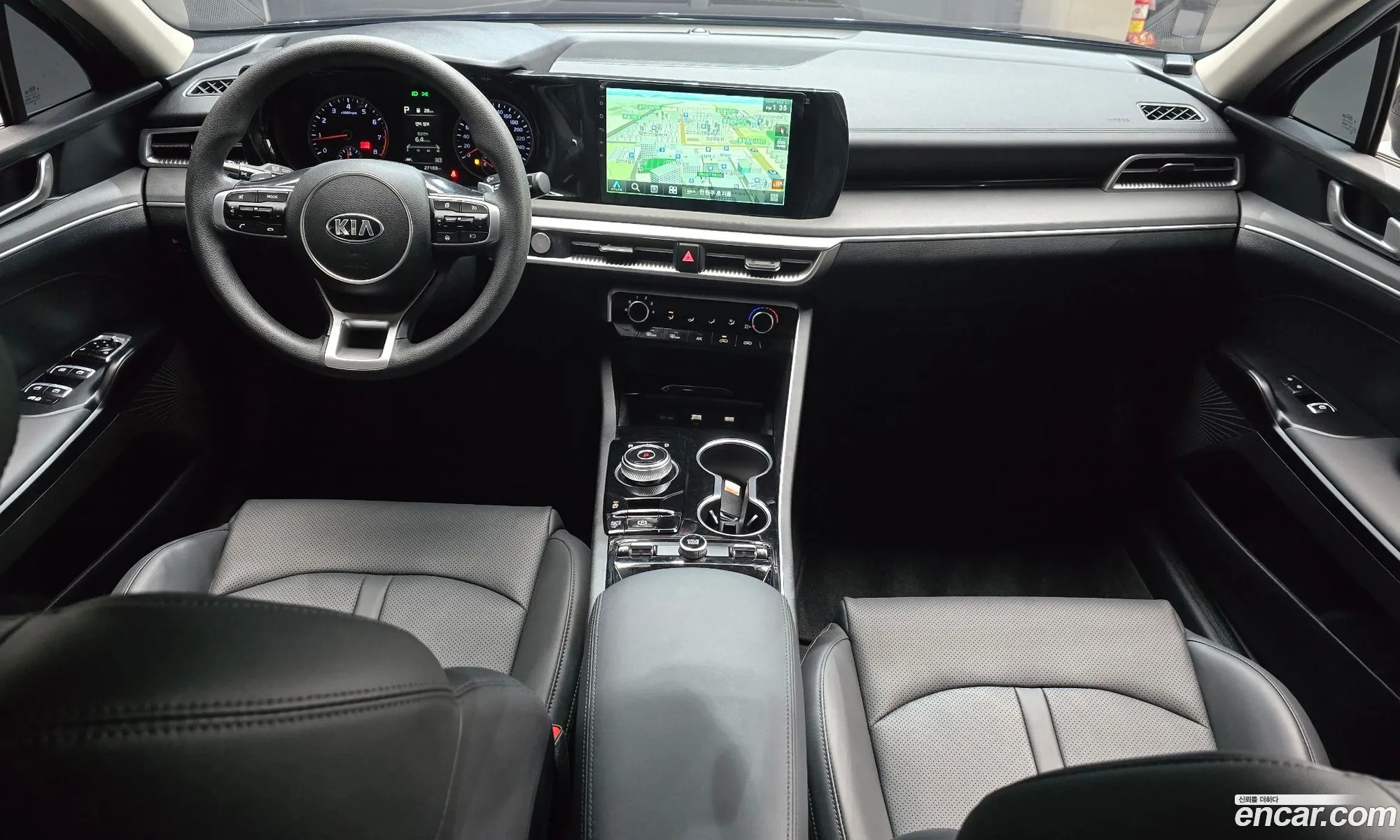 Kia K5 2021 KNAG1412BMA121887 — 10