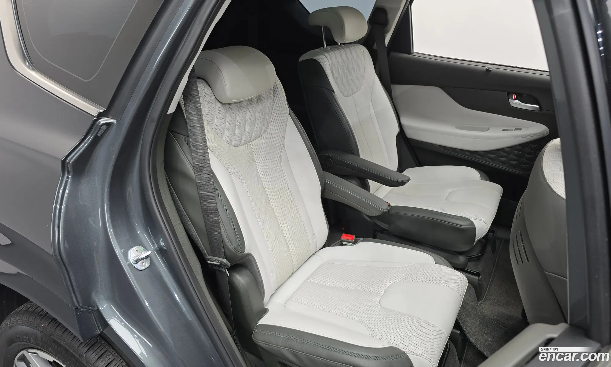 Hyundai Santa Fe 2022 — 16