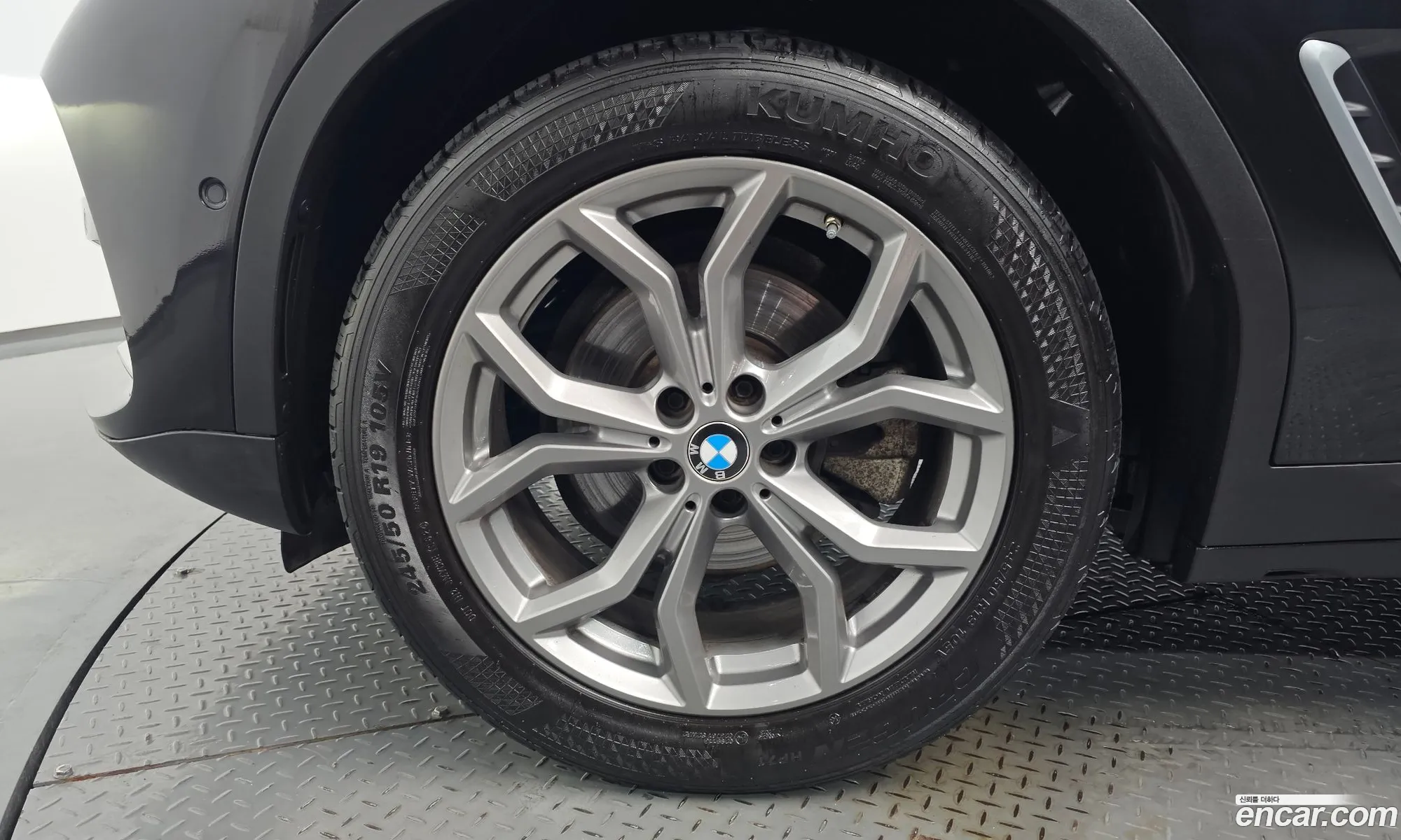 BMW X4 2021 WBA2V9106M9F82135 — 6