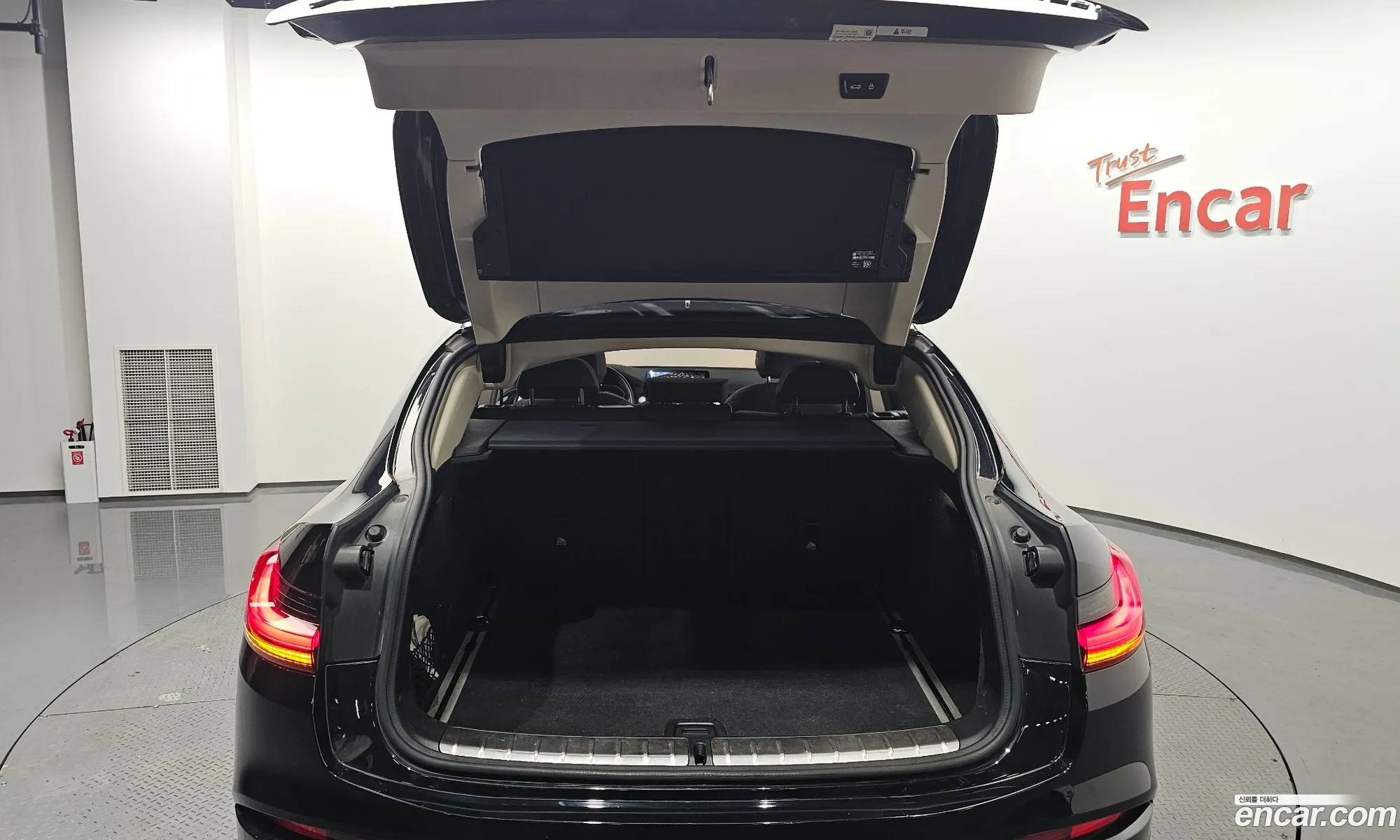 BMW X4 2021 WBA2V9106M9F82135 — 5