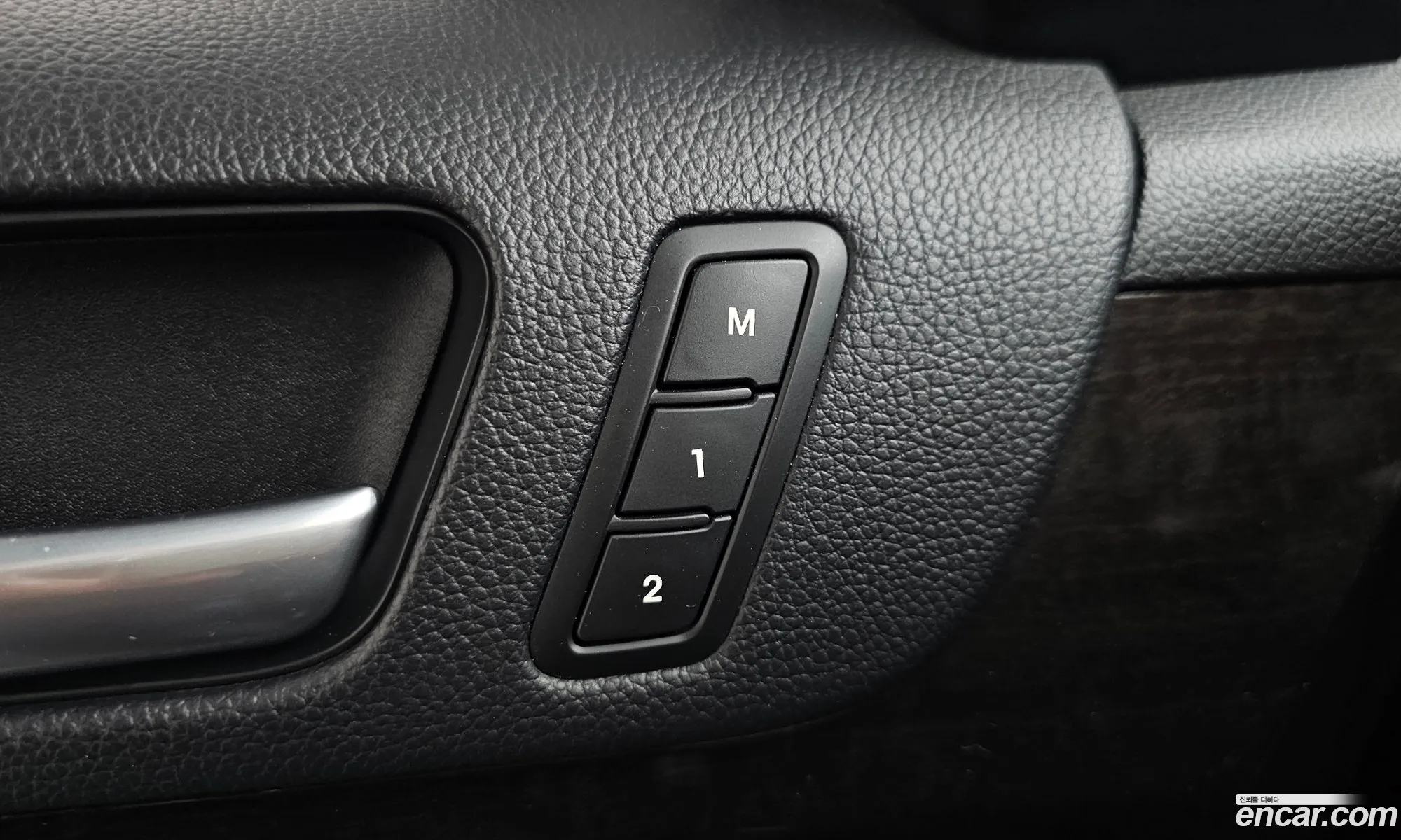 Kia K7 2014 KNALN416BEA172072 — 20