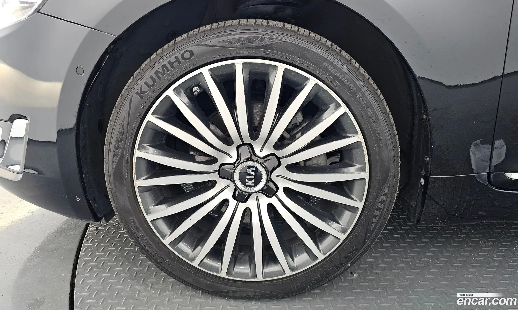 Kia K7 2014 KNALN416BEA172072 — 11