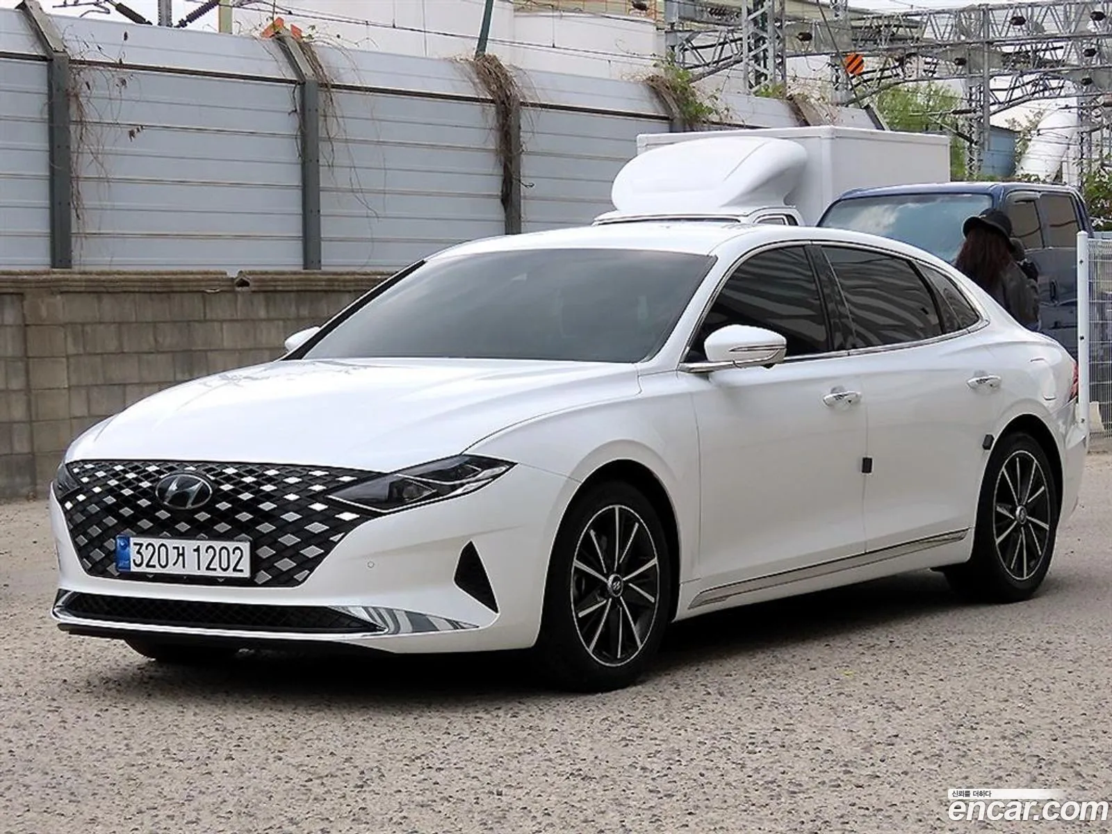 Hyundai Grandeur IG 2022 — 15