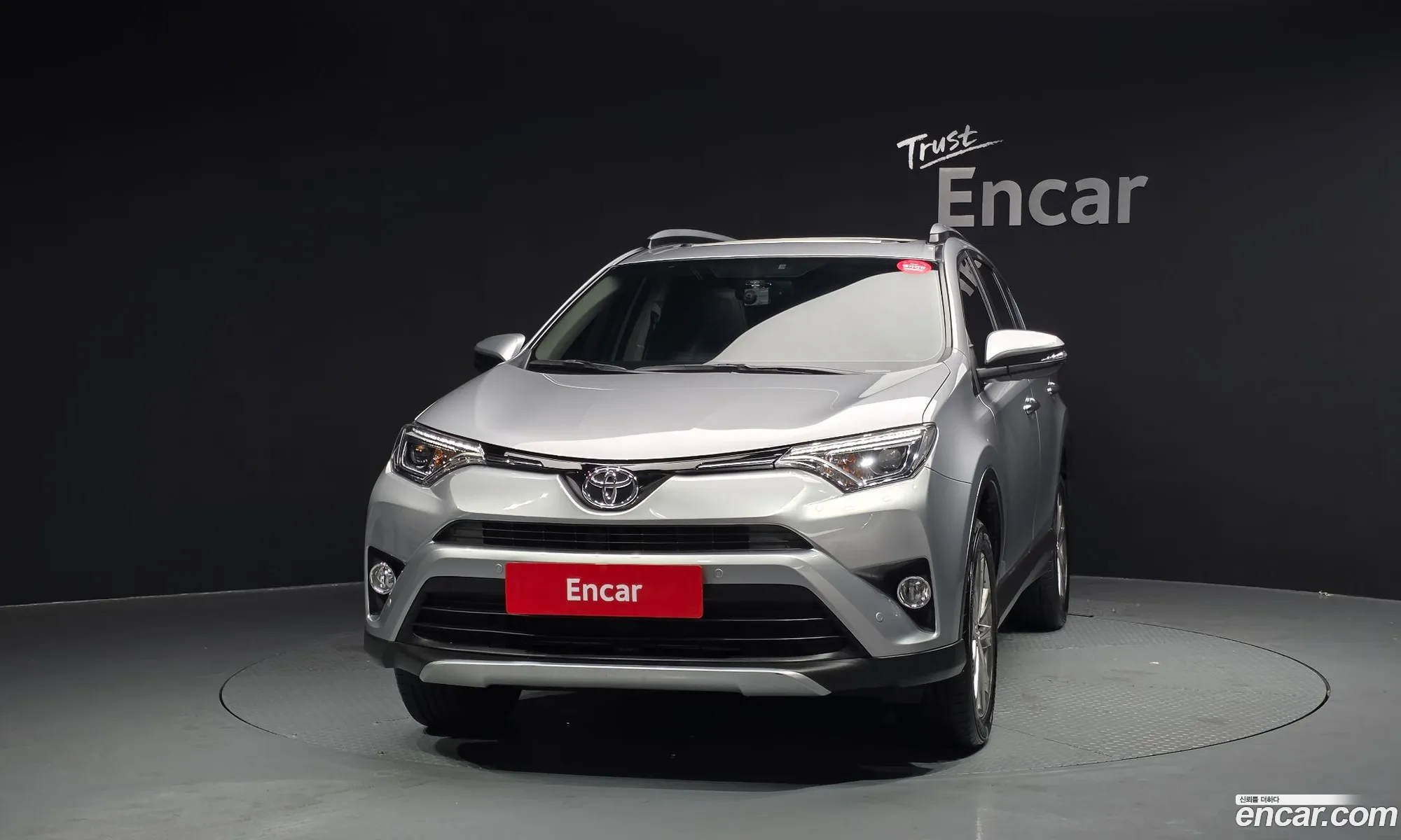 Toyota RAV4 2017 — 12