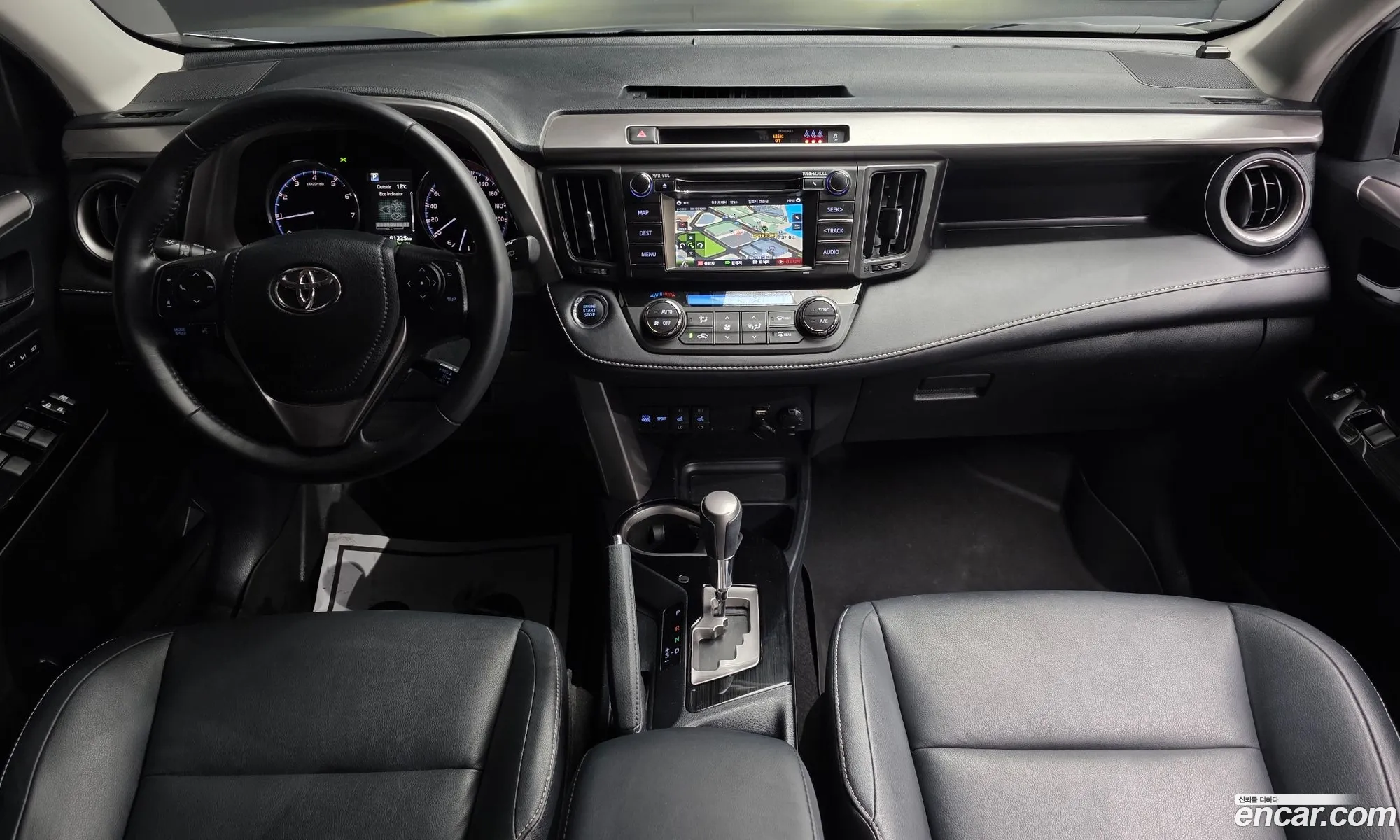 Toyota RAV4 2017 — 19