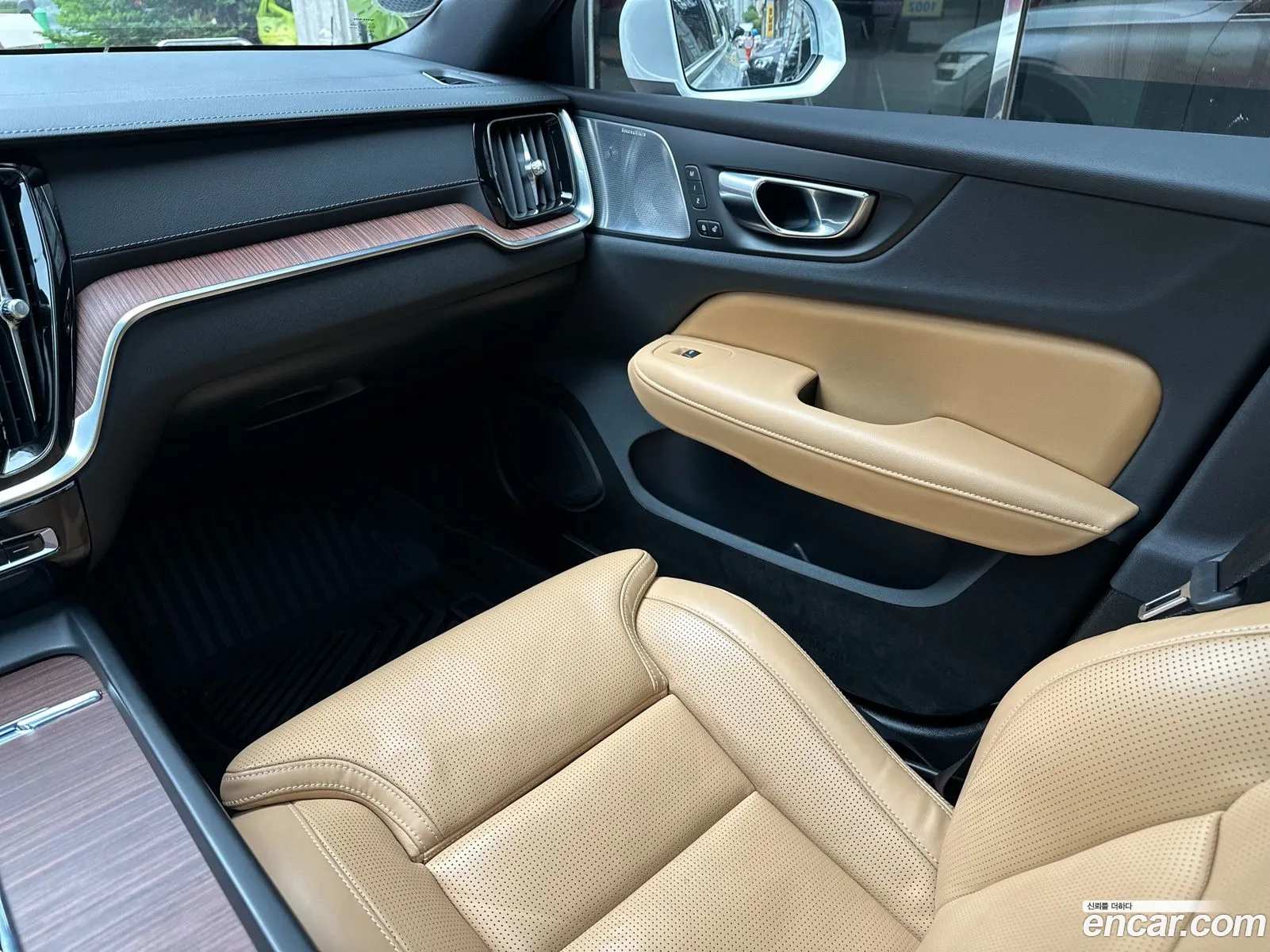 Volvo S60 2023 — 12